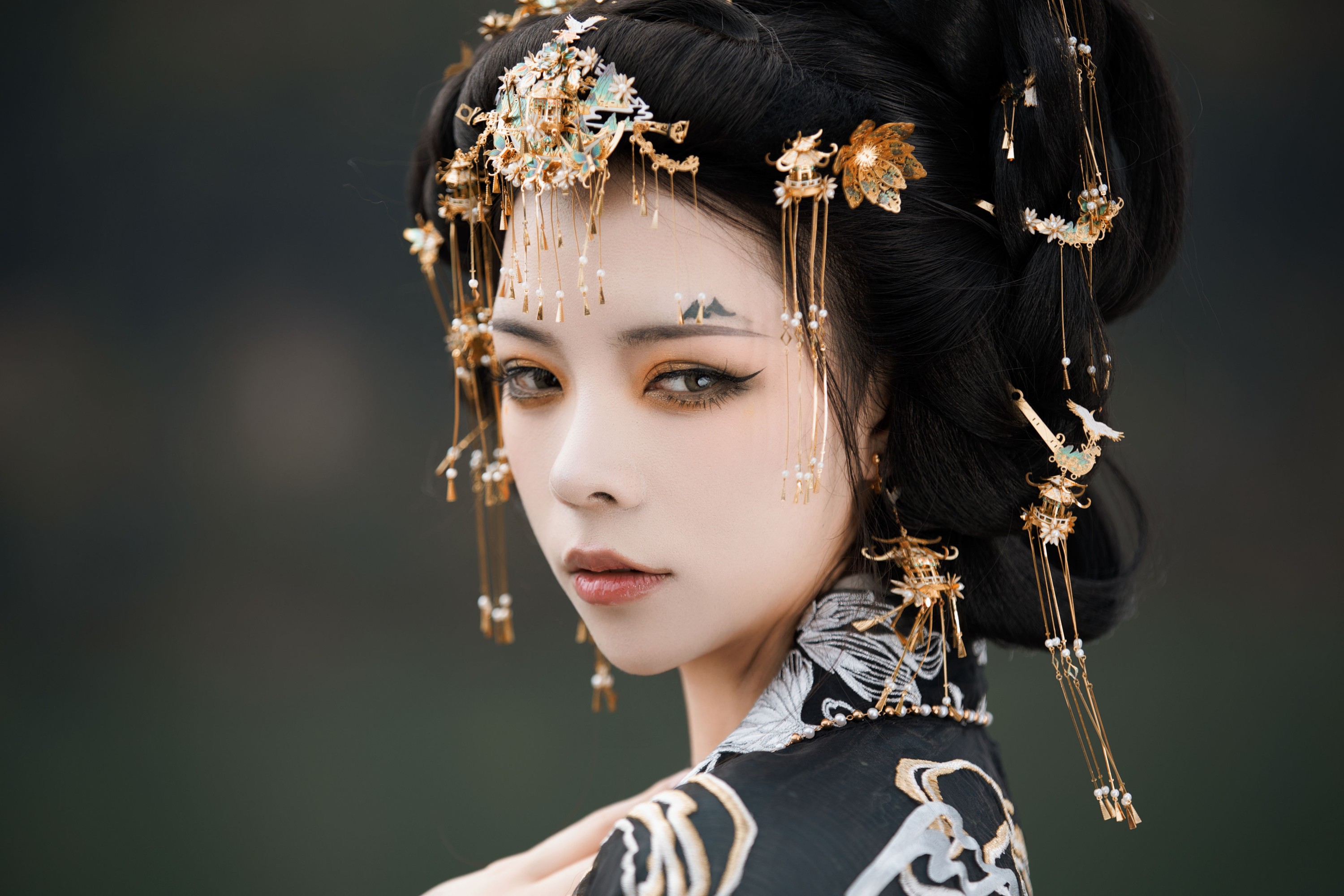 图片[3]-赵瑞洁EZ_ – 《女皇陛下》[24P]-COS写真在线网