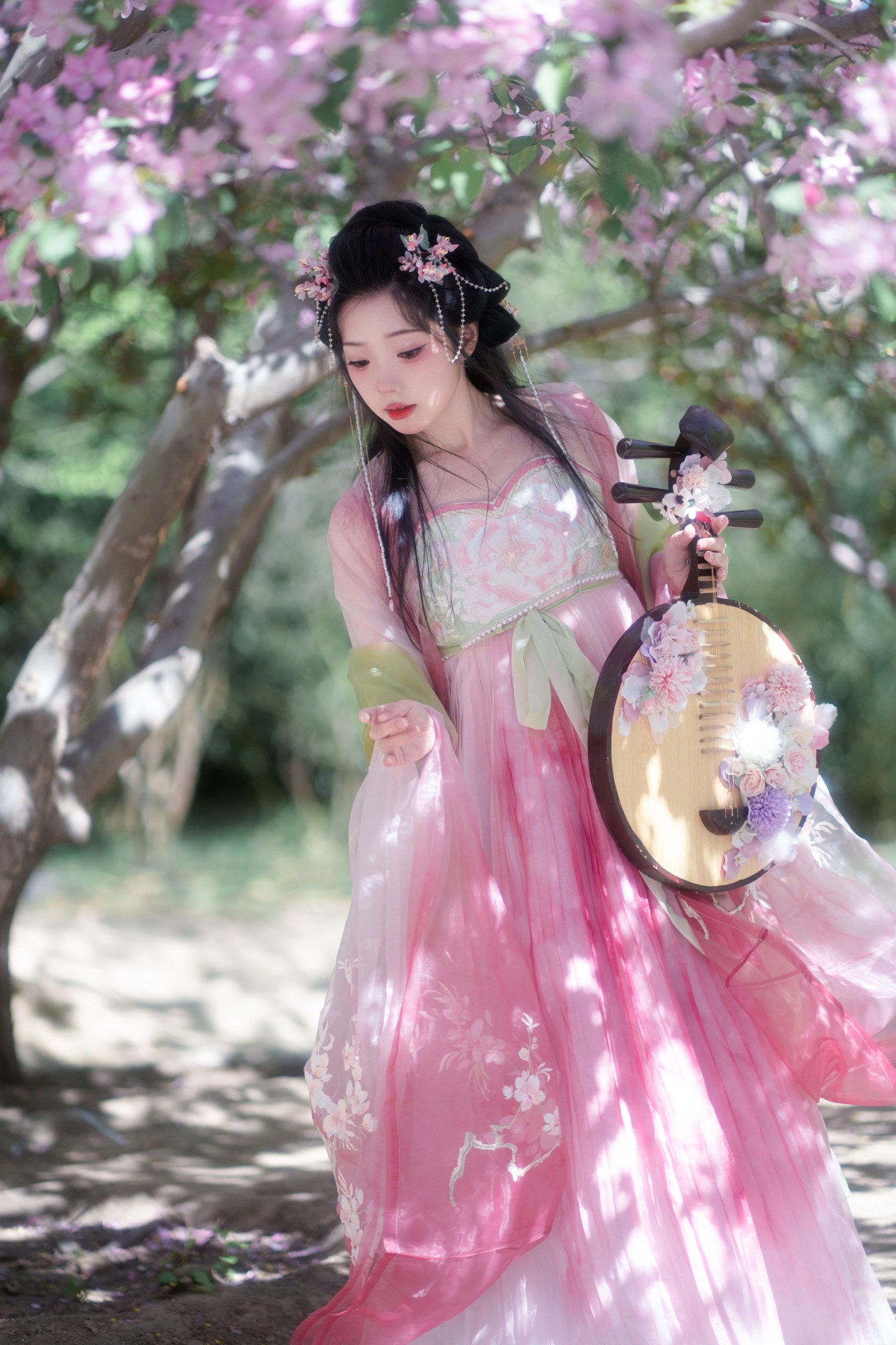 图片[4]-林又迟 – 《发光的春日宴》[24P]-COS写真在线网