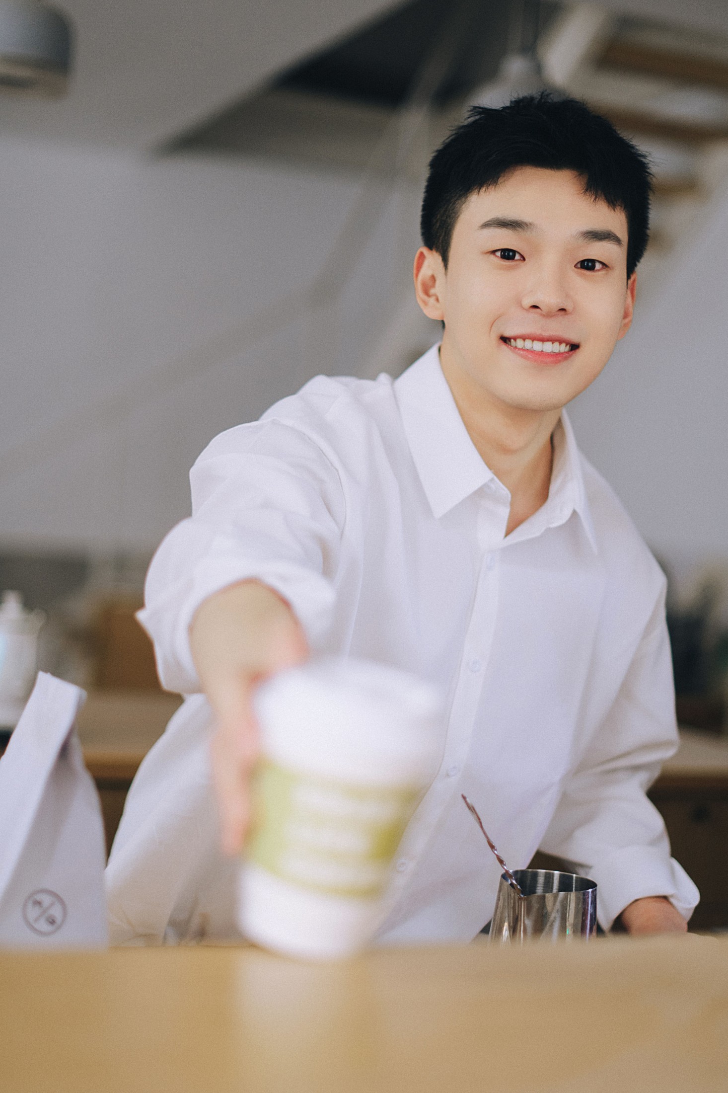 图片[4]-高浩泽 – 《咖啡店少年》[22P]-COS写真在线网