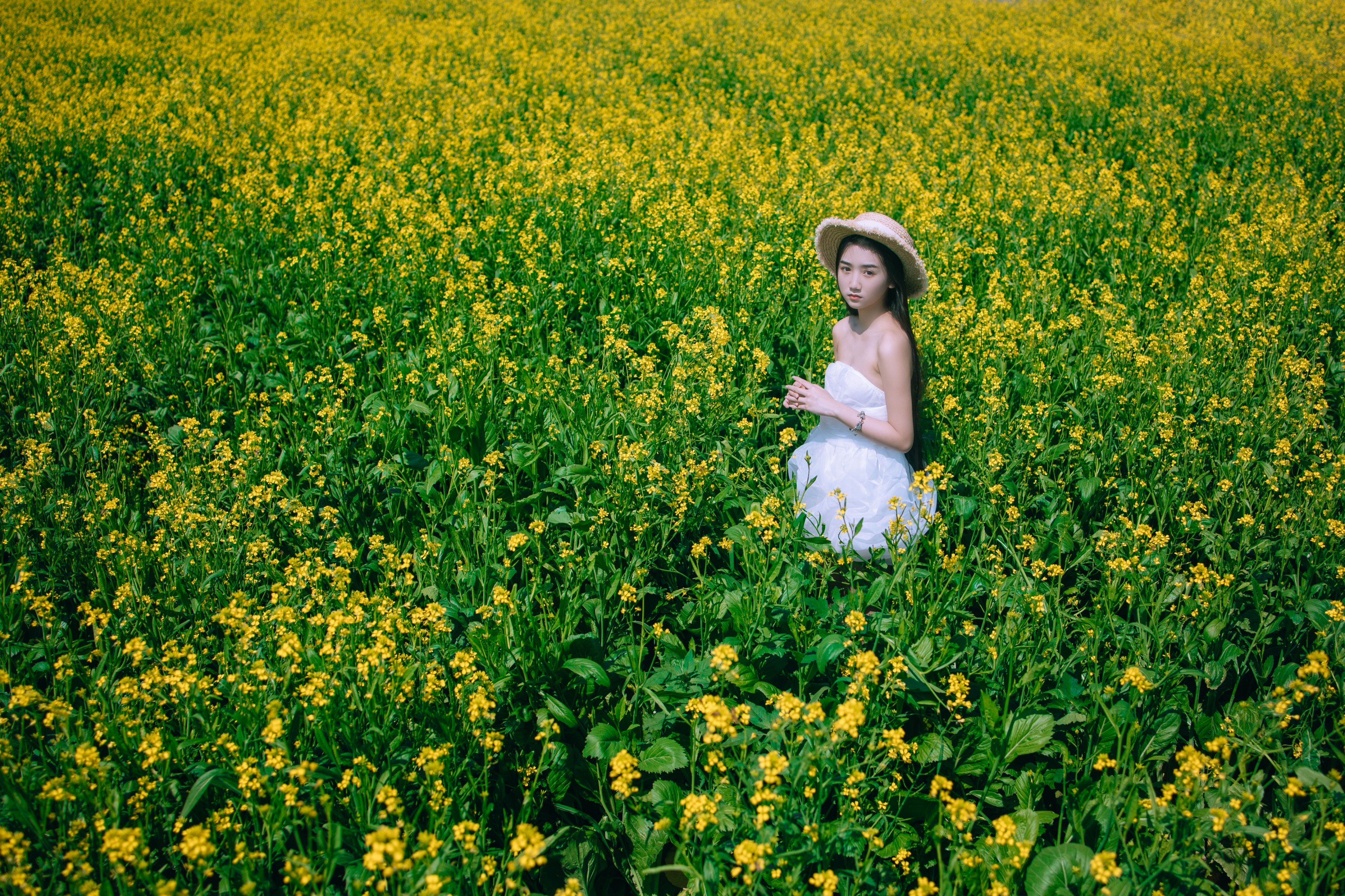 图片[5]-四月羊大冒险 – 《少女油菜花写真》[50P]-COS写真在线网
