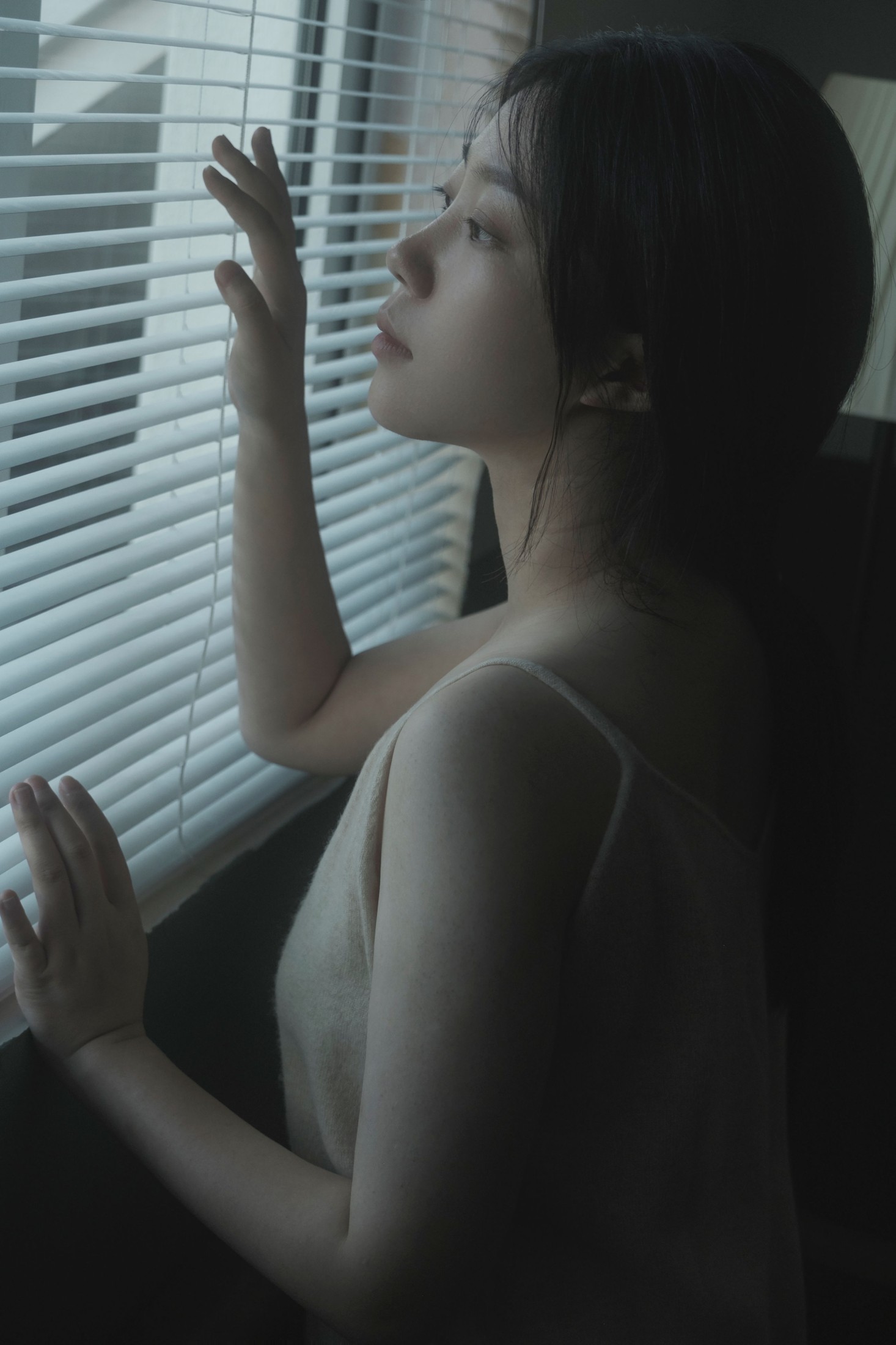 图片[4]-菠菜三明治 – 《光的痕迹》[22P]-COS写真在线网