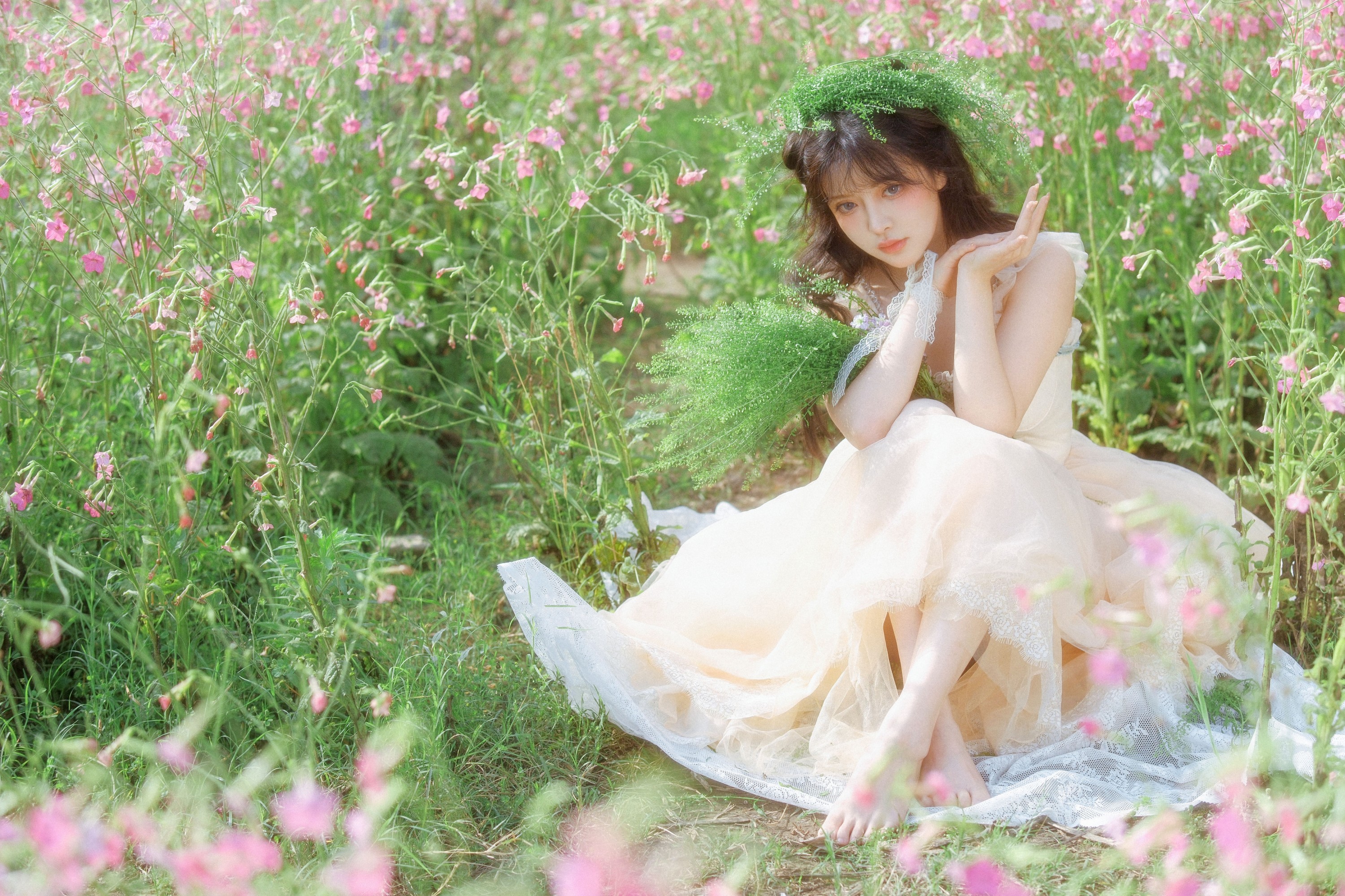 星之卡桃 – 《花丛起舞》[20P] - 秀人网免费无水印在线套图写真