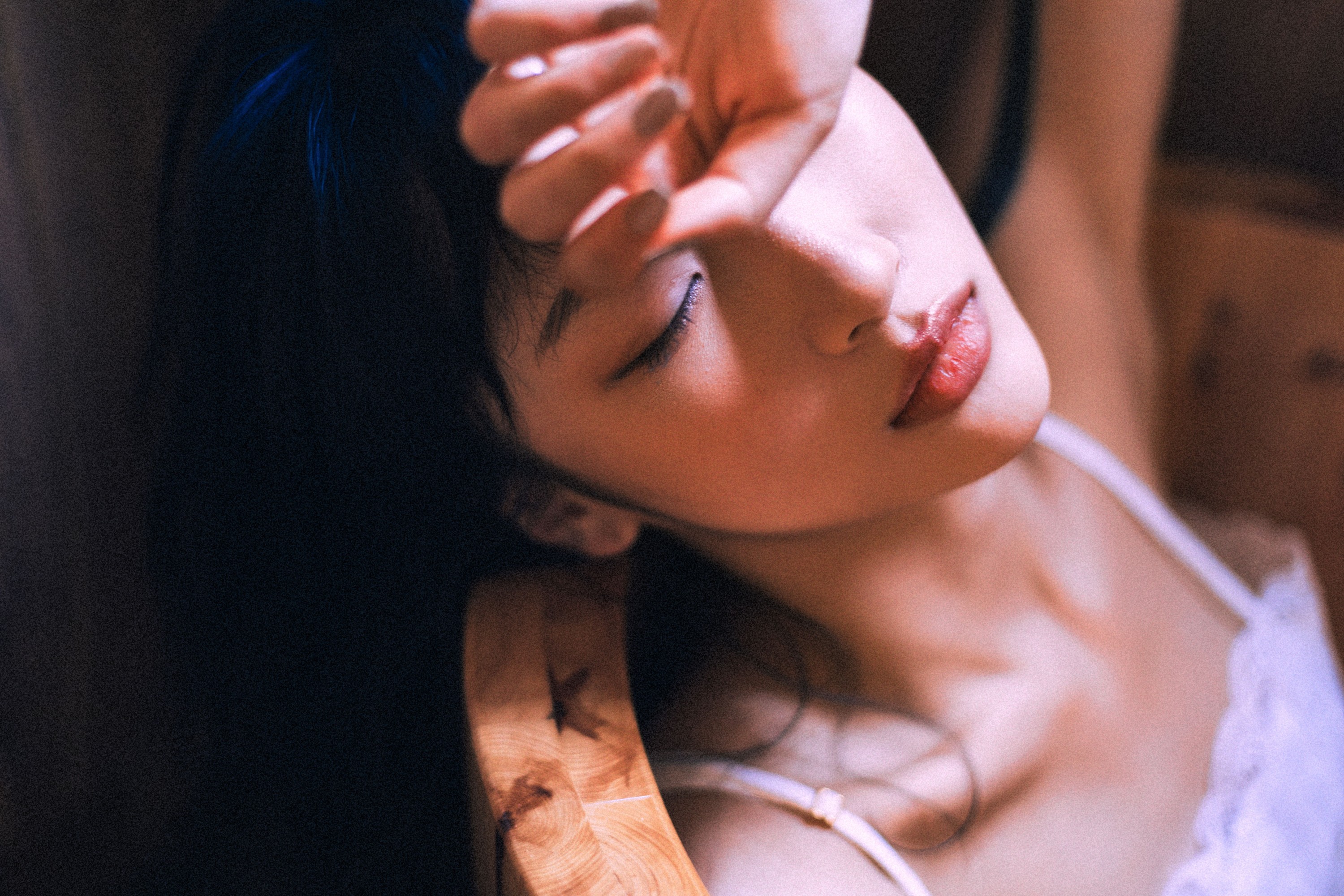 图片[4]-老鼠窜过雨棚 – 《光洒落的方向》[26P]-COS写真在线网