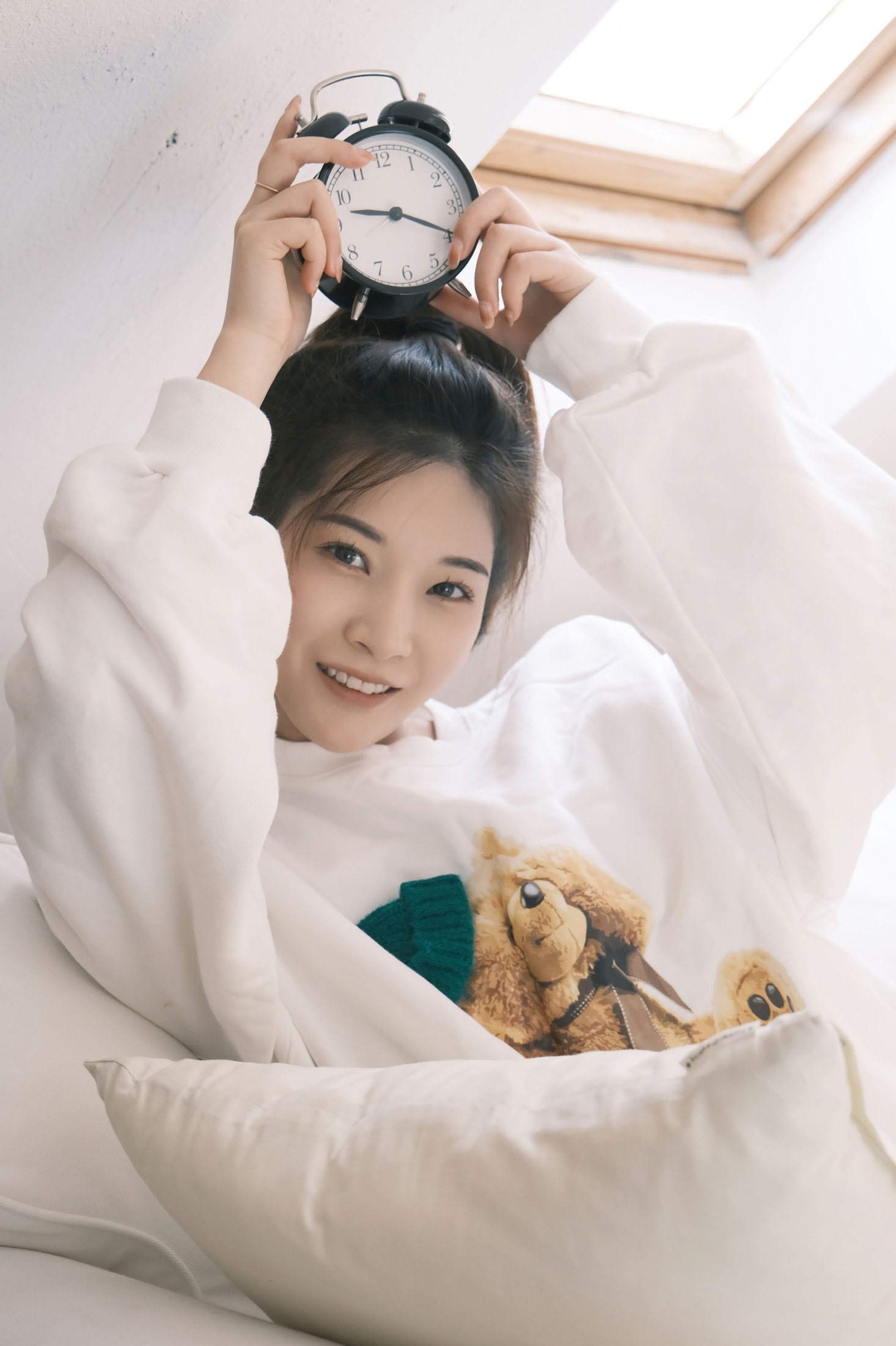 图片[5]-睡觉不眨眼 – 《悠闲时光》[21P]-COS写真在线网