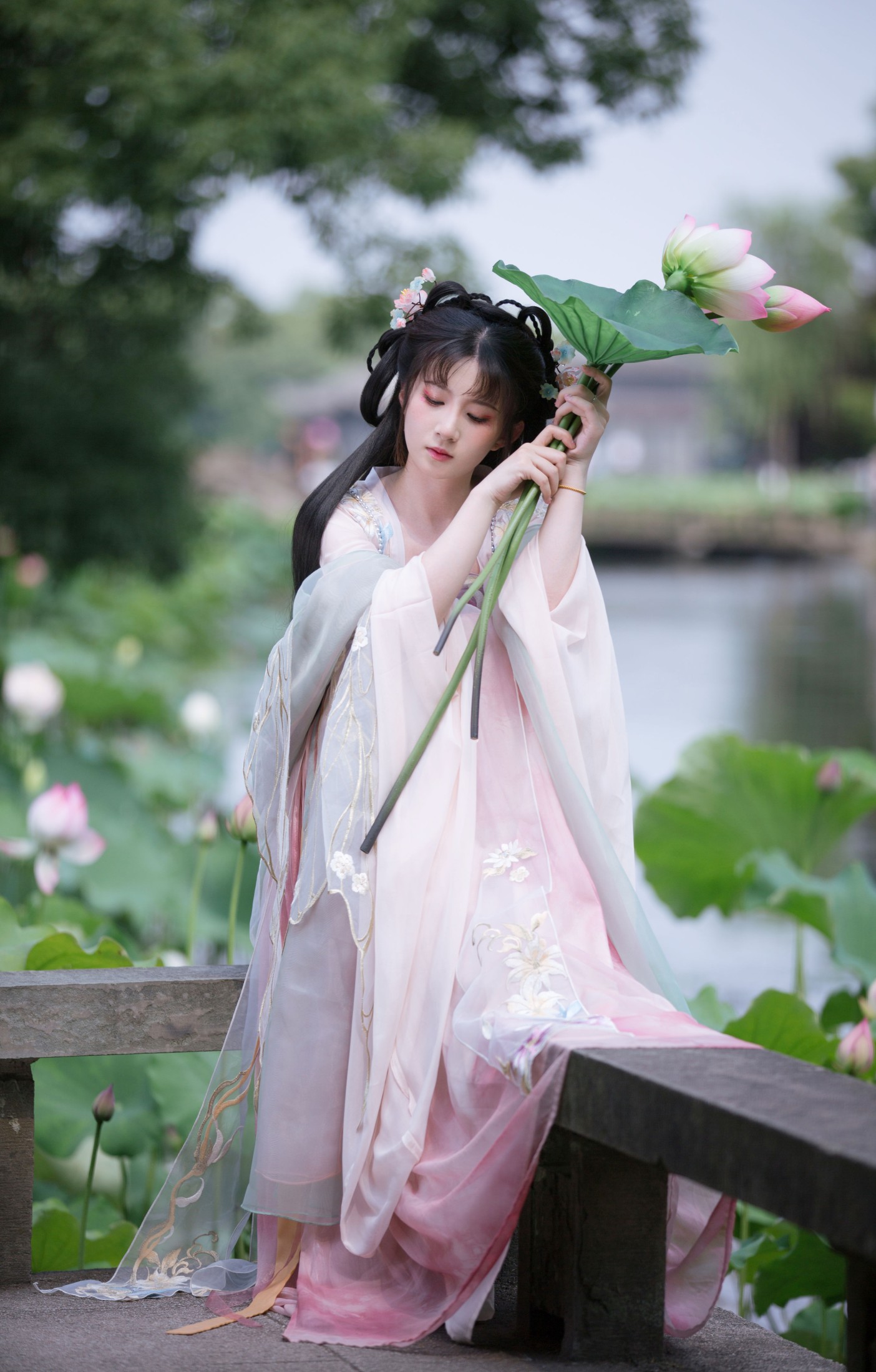 图片[3]-Lionnn_ – 《荷塘》[28P]-COS写真在线网