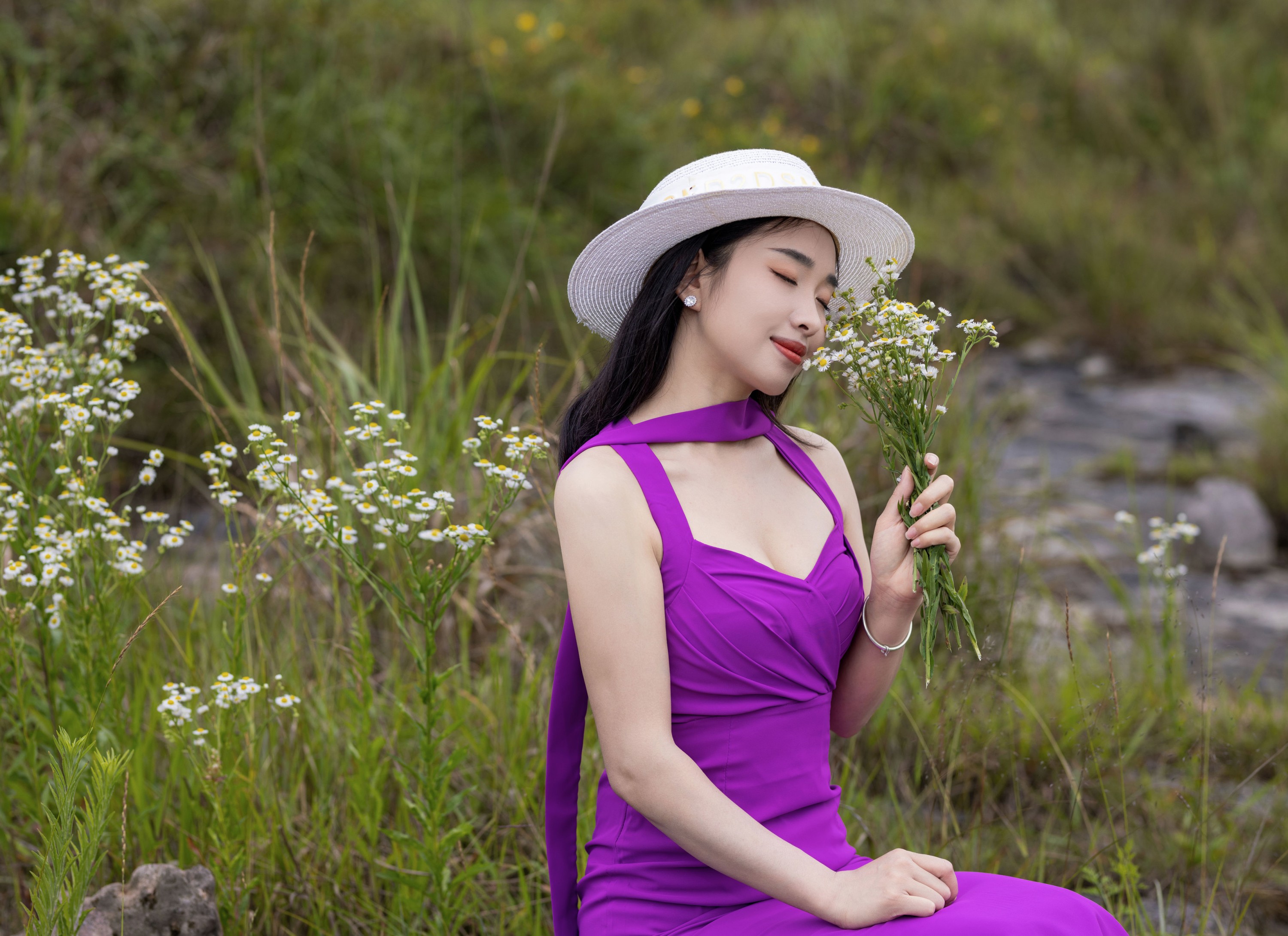 图片[5]-露露 – 《紫色遇绿野》[27P]-COS写真在线网