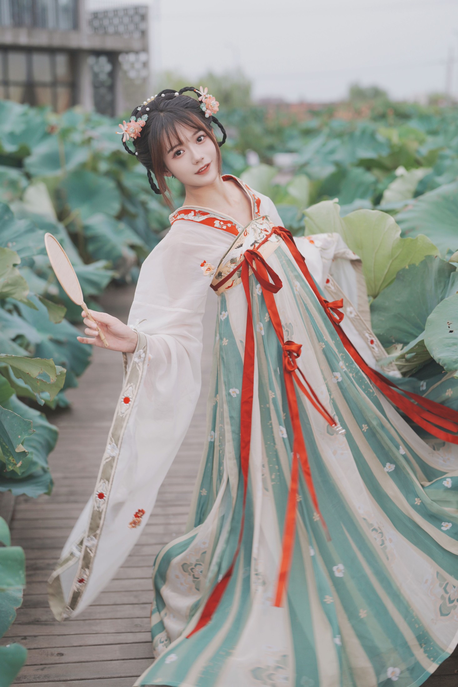 图片[5]-兔子Zzz不吃胡萝卜 – 《荷香袅袅》[26P]-COS写真在线网