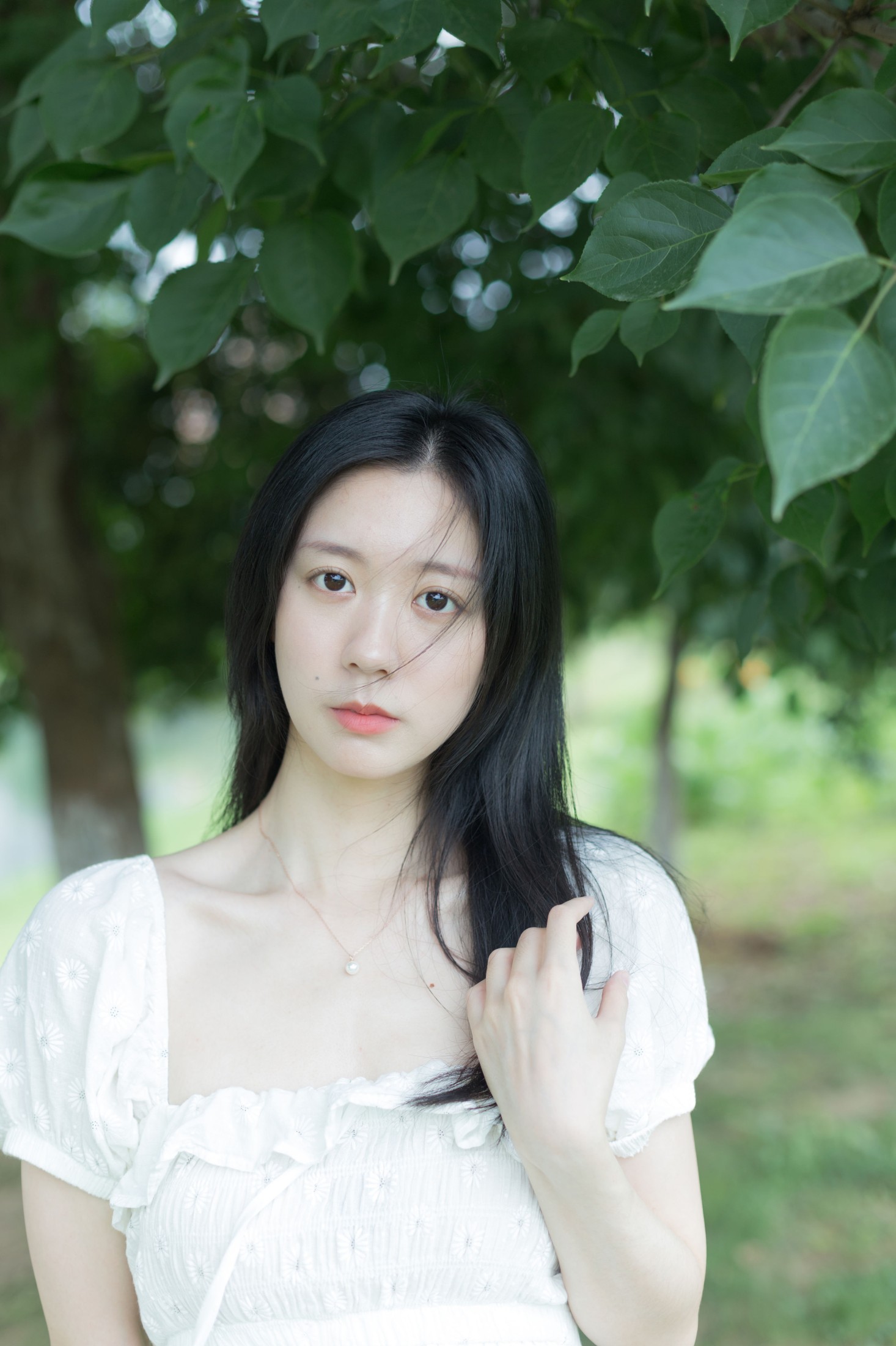 图片[5]-饲猫少女- – 《绿色呼吸》[32P]-COS写真在线网