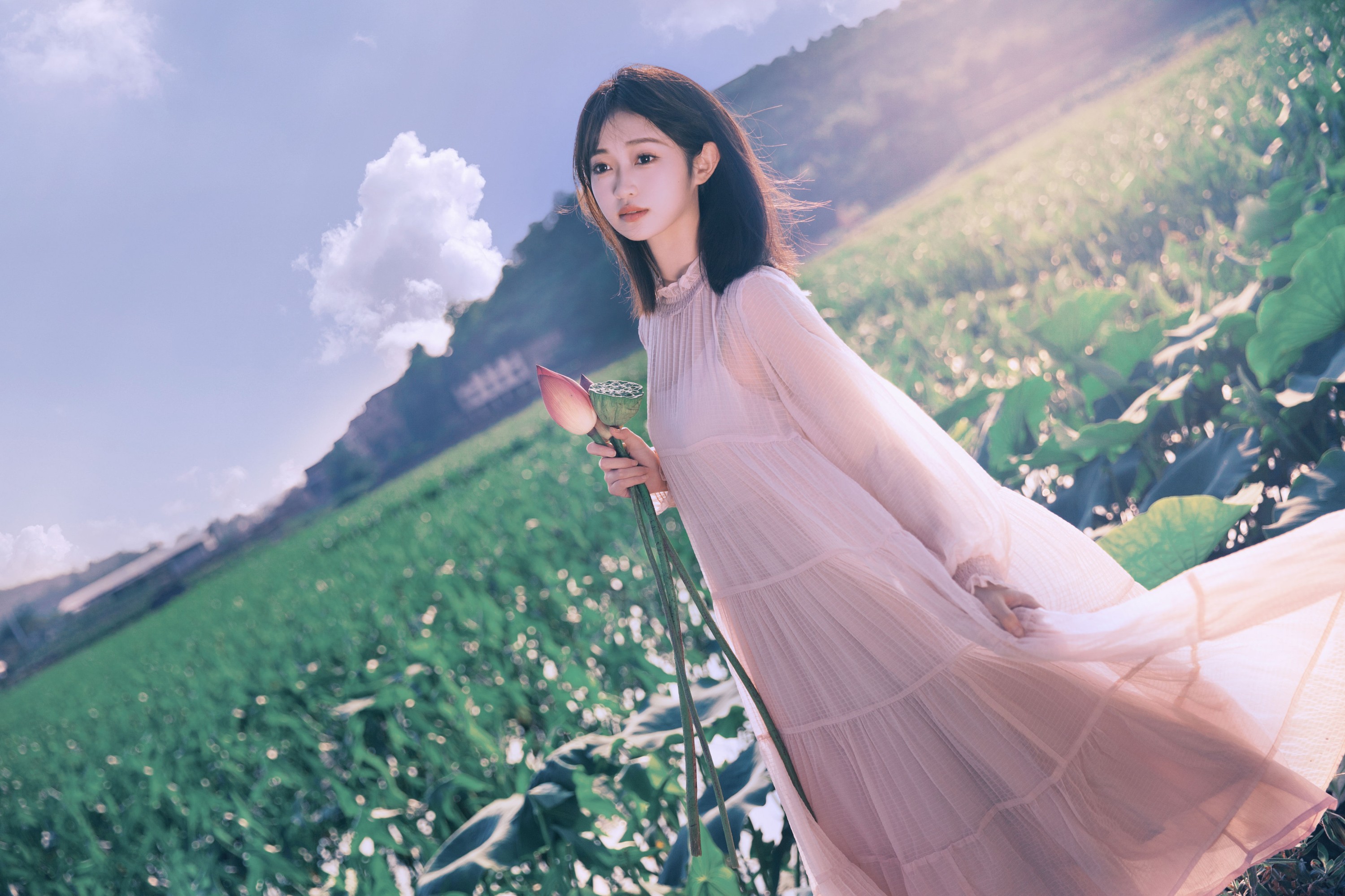 图片[4]-悲伤小河马 – 《夏日荷花》[31P]-COS写真在线网