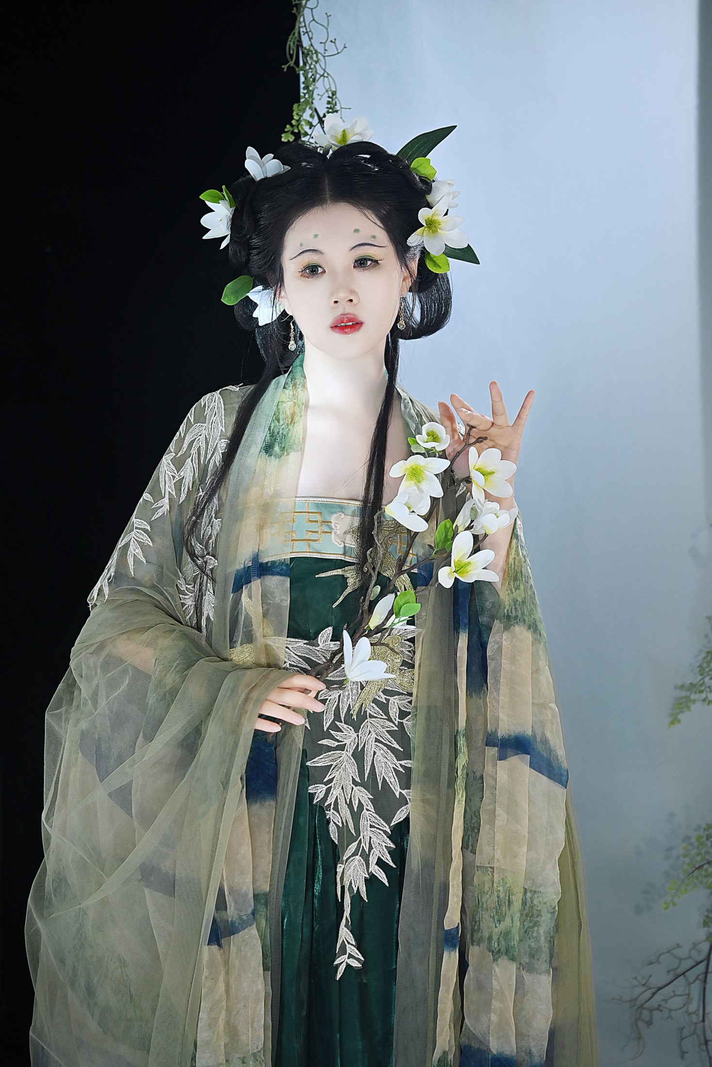 图片[5]-阿靖 – 《绿》[22P]-COS写真在线网