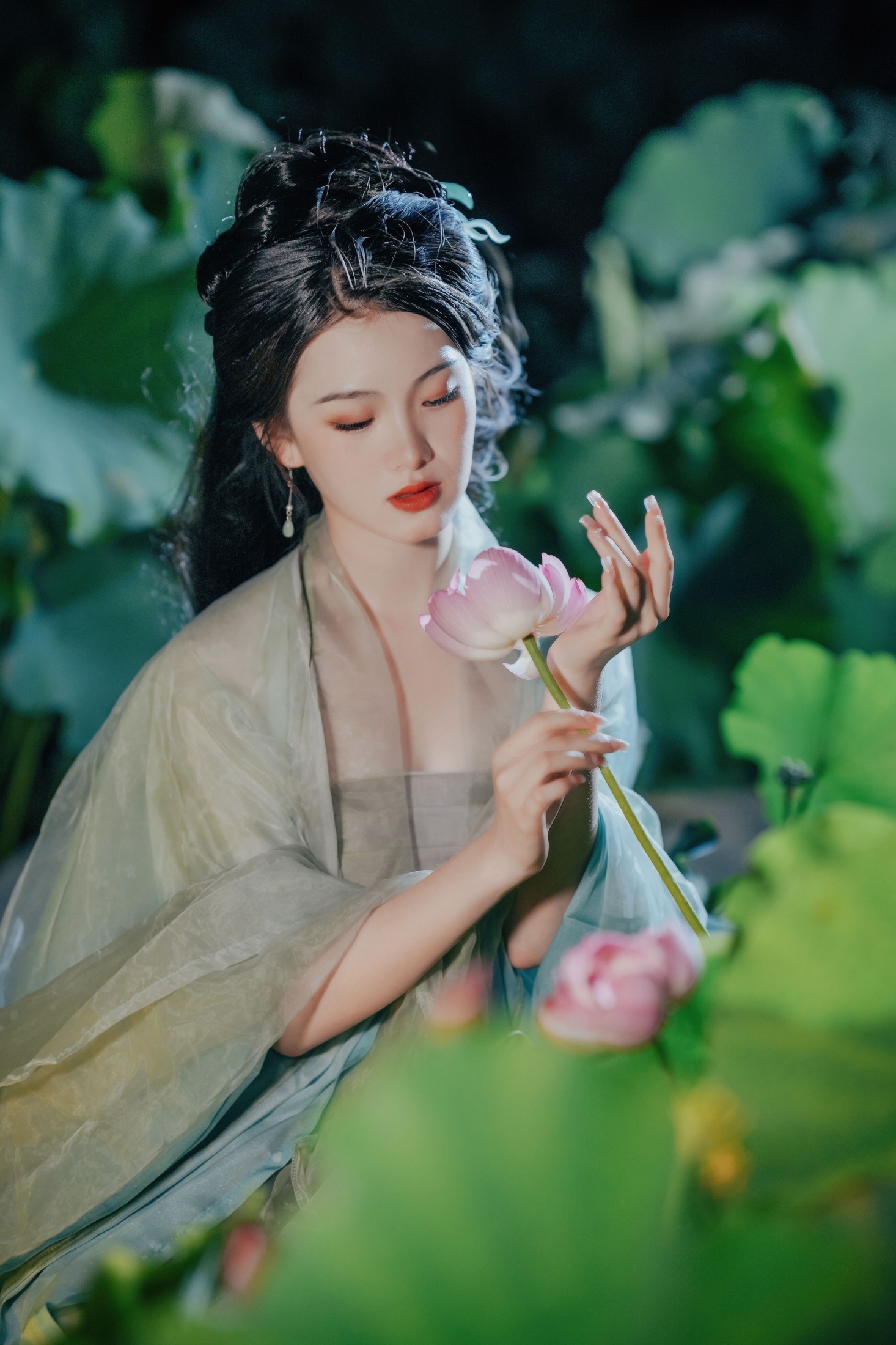 图片[5]-悦璃 – 《仲夏荷塘夜》[22P]-COS写真在线网