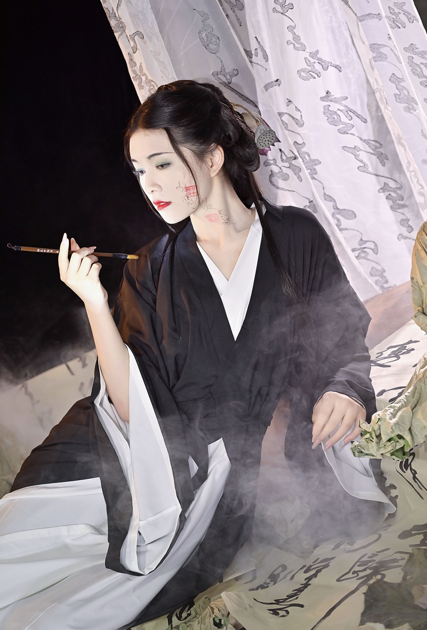 图片[6]-伊伊不想长胖胖 – 《残荷》[30P]-COS写真在线网