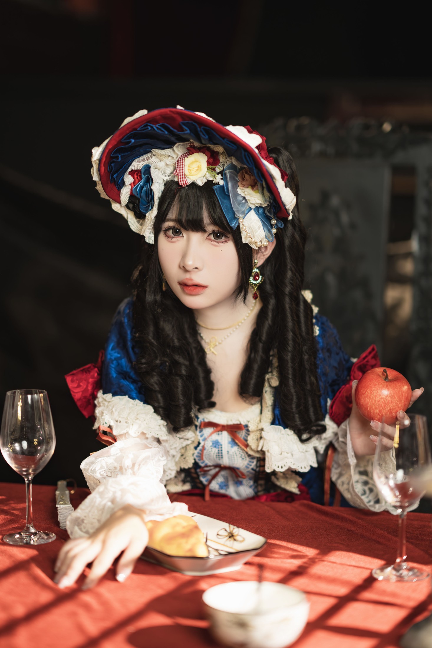 图片[5]-椿卷梦游中 – 《白雪姬的茶会》[22P]-COS写真在线网
