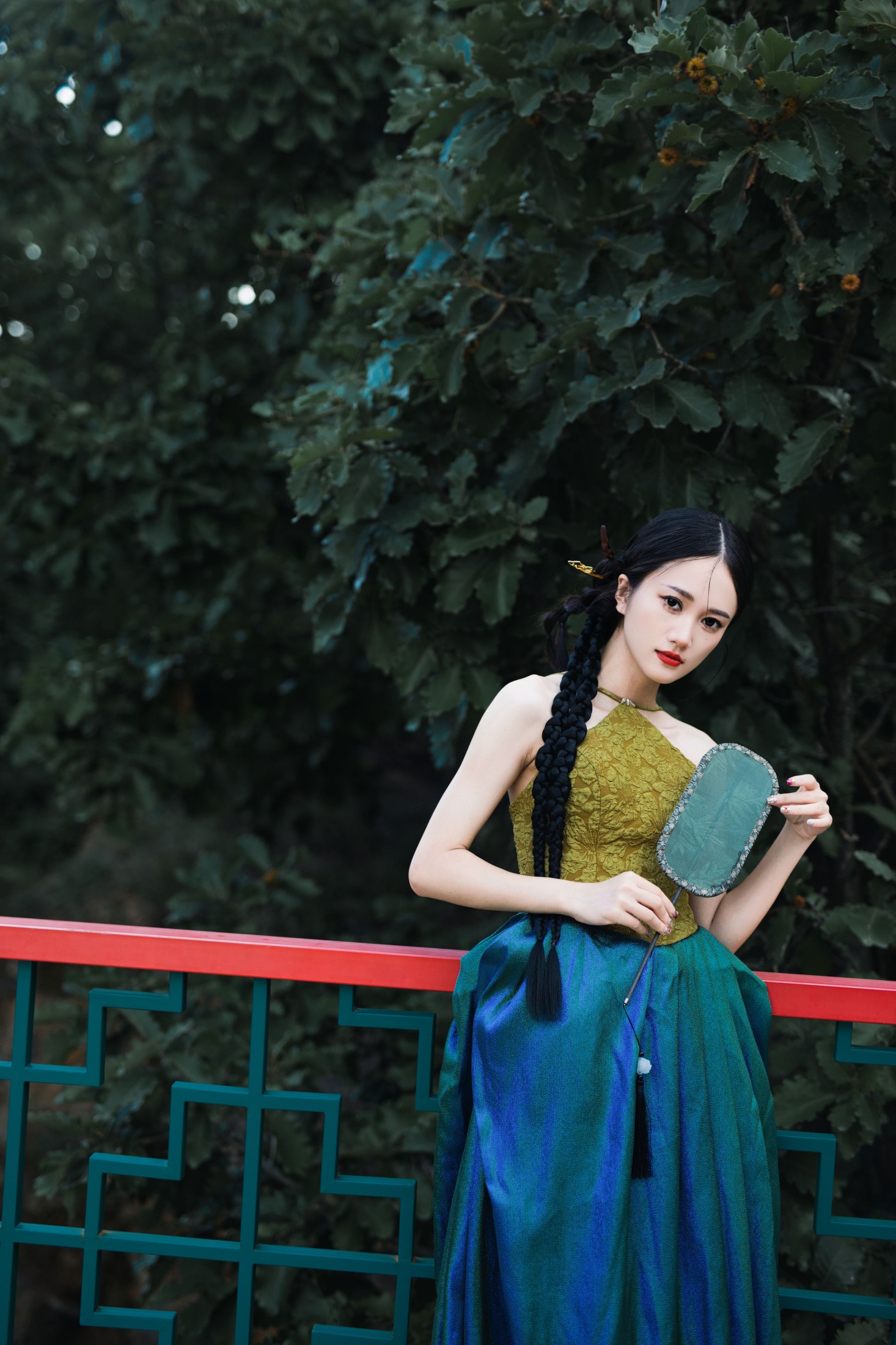 图片[5]-文文 – 《新中式礼服游园》[23P]-COS写真在线网