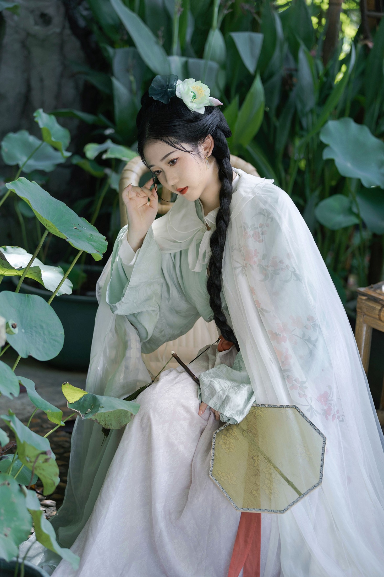 图片[4]-沉诗思 – 《雨荷》[38P]-COS写真在线网