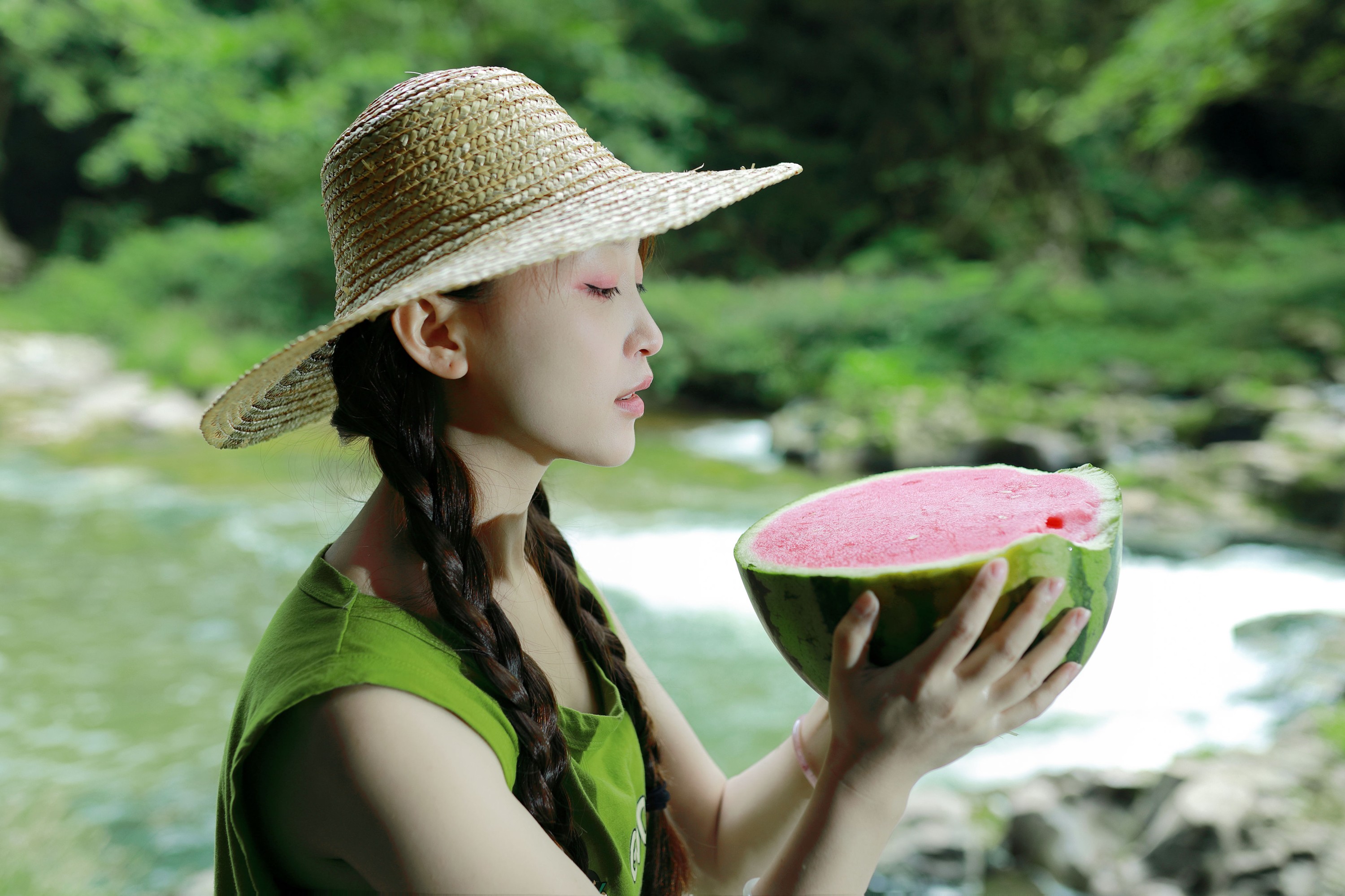 语嫣 – 《夏天的风》[38P] - 秀人网免费无水印在线套图写真