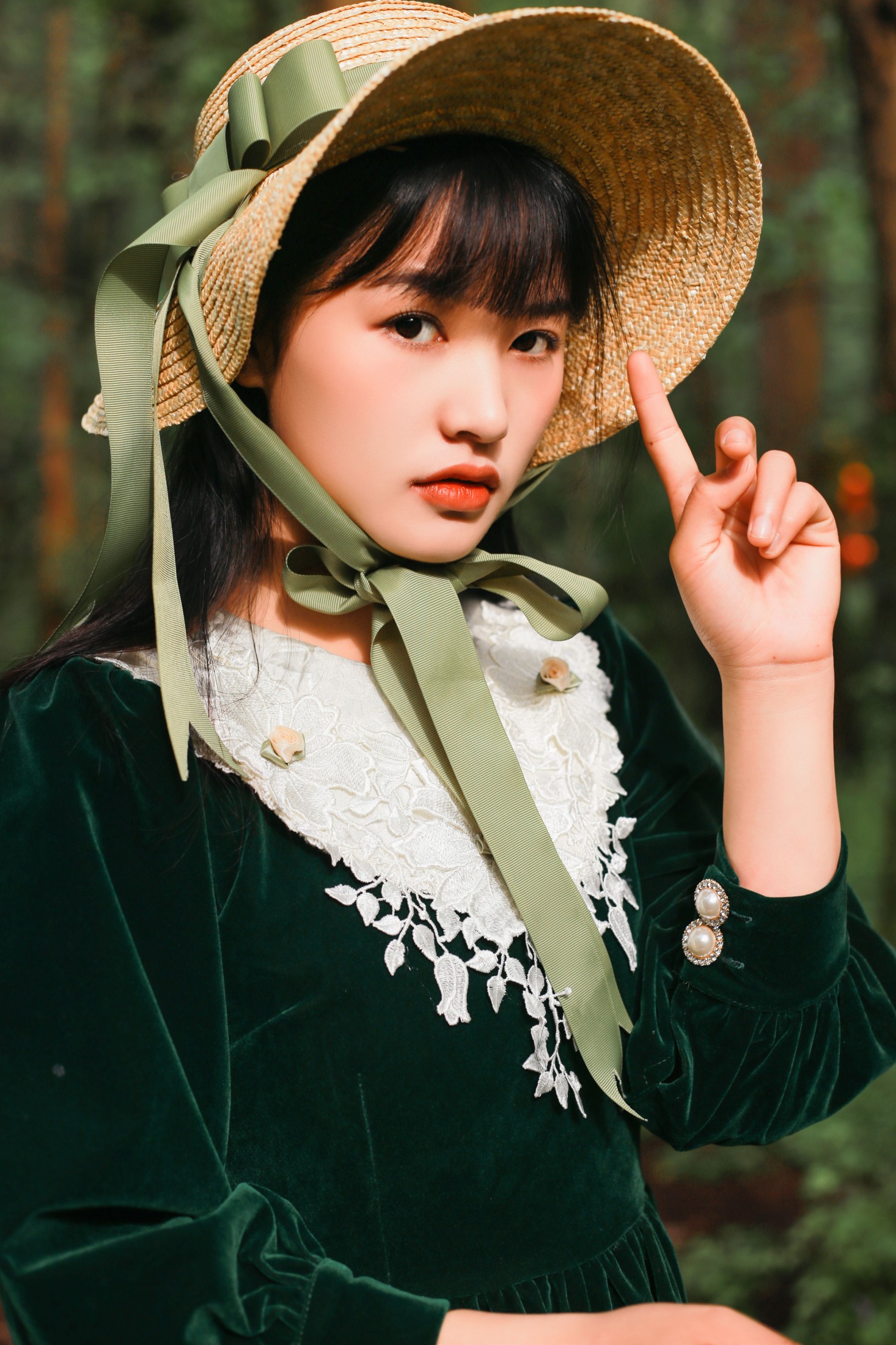 图片[5]-白日梦小龙 – 《绿光森林》[22P]-COS写真在线网