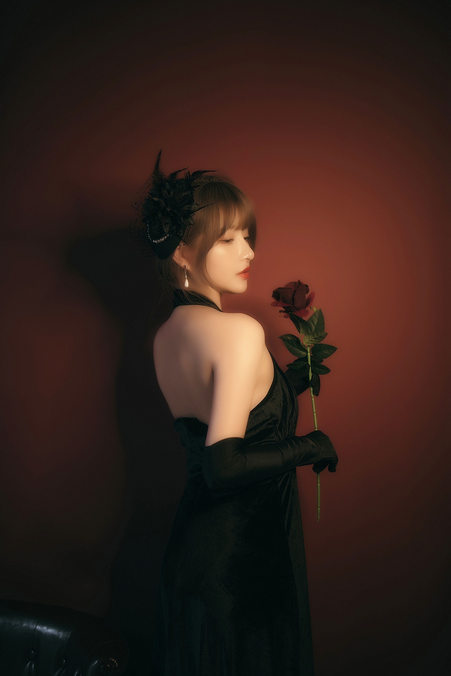 图片[5]-希希呐 – 《黑与红》[20P]-COS写真在线网