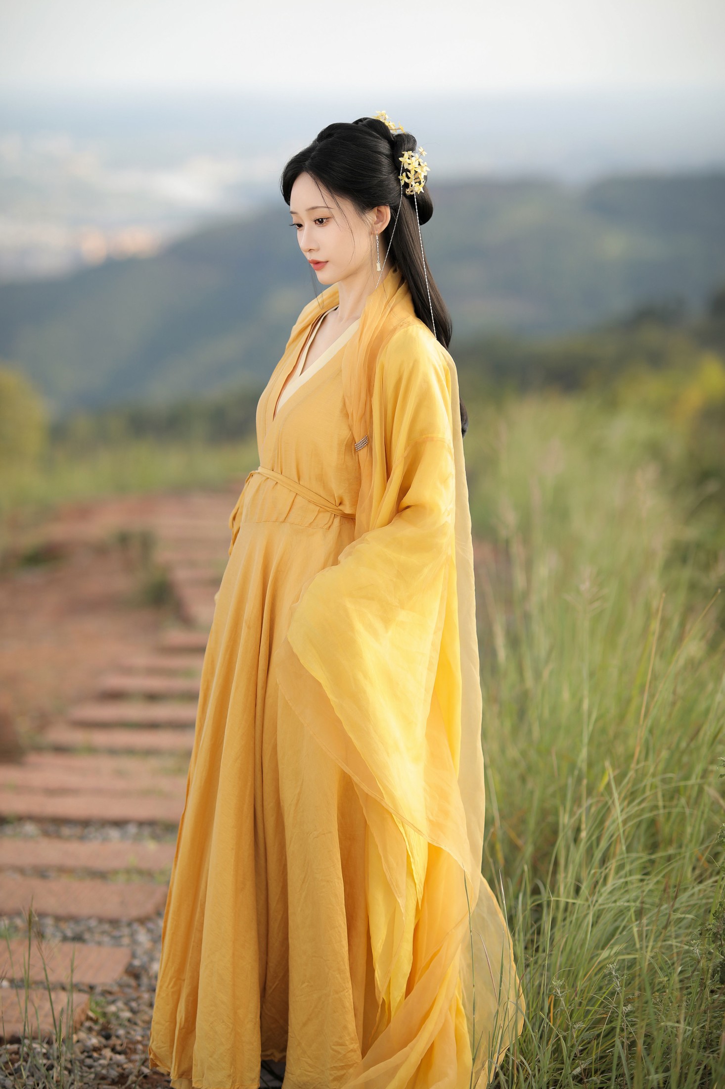 图片[3]-嘉月月月 – 《黄衫女》[33P]-COS写真在线网
