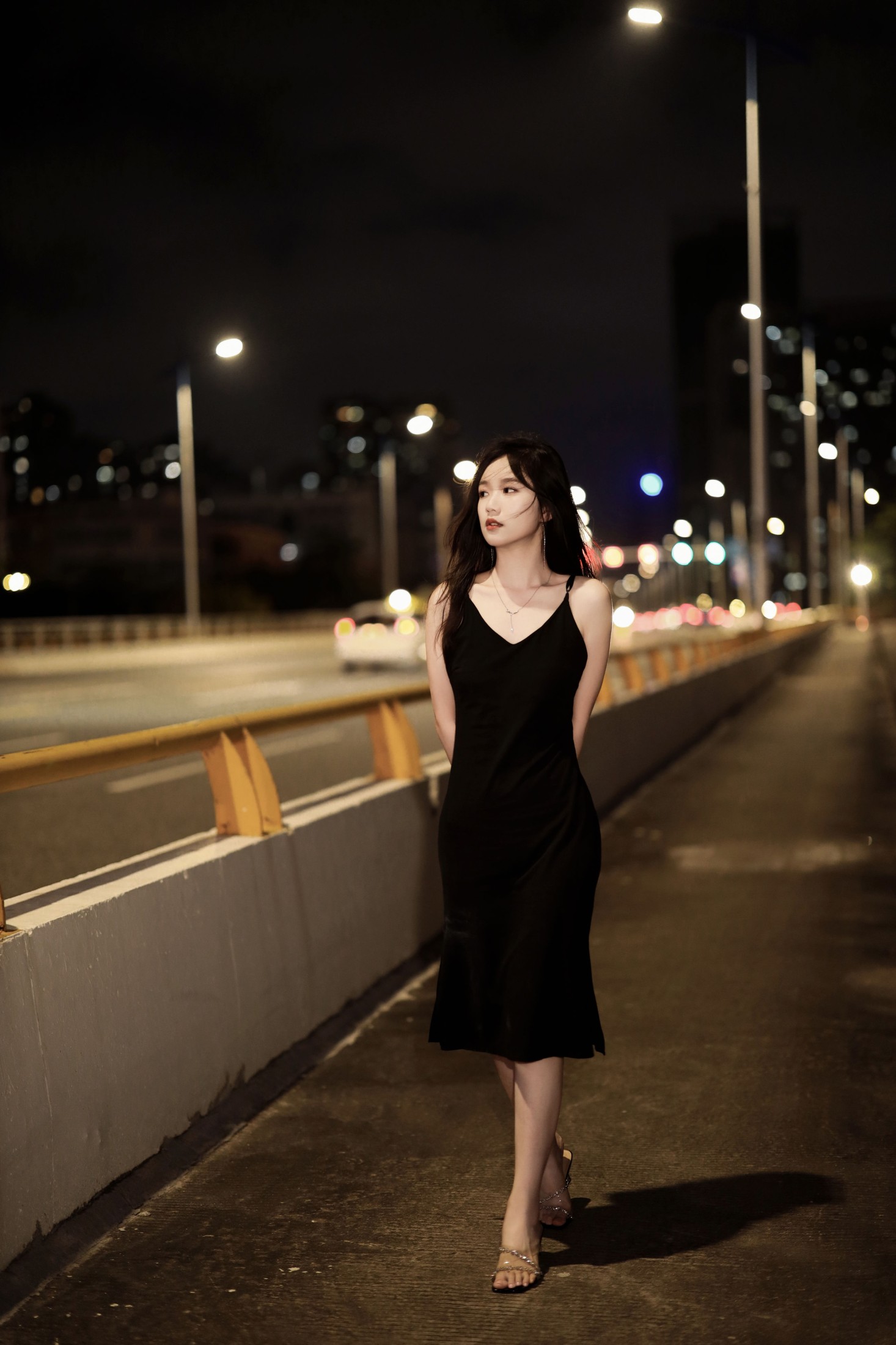 图片[3]-迪丽热鸭 – 《桥上夜晚》[24P]-COS写真在线网