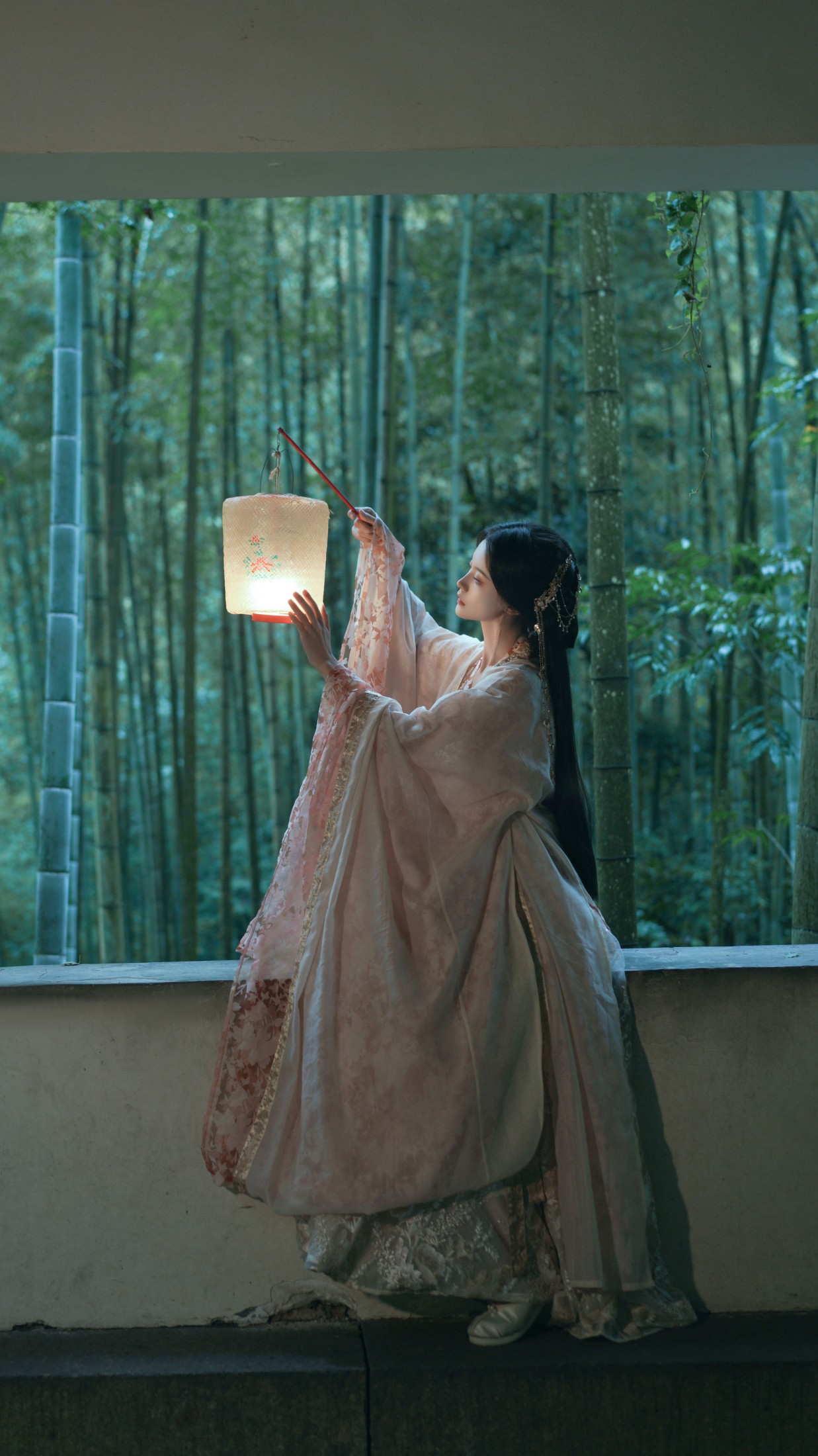 图片[4]-邹雨桐 – 《曲径探幽》[25P]-COS写真在线网