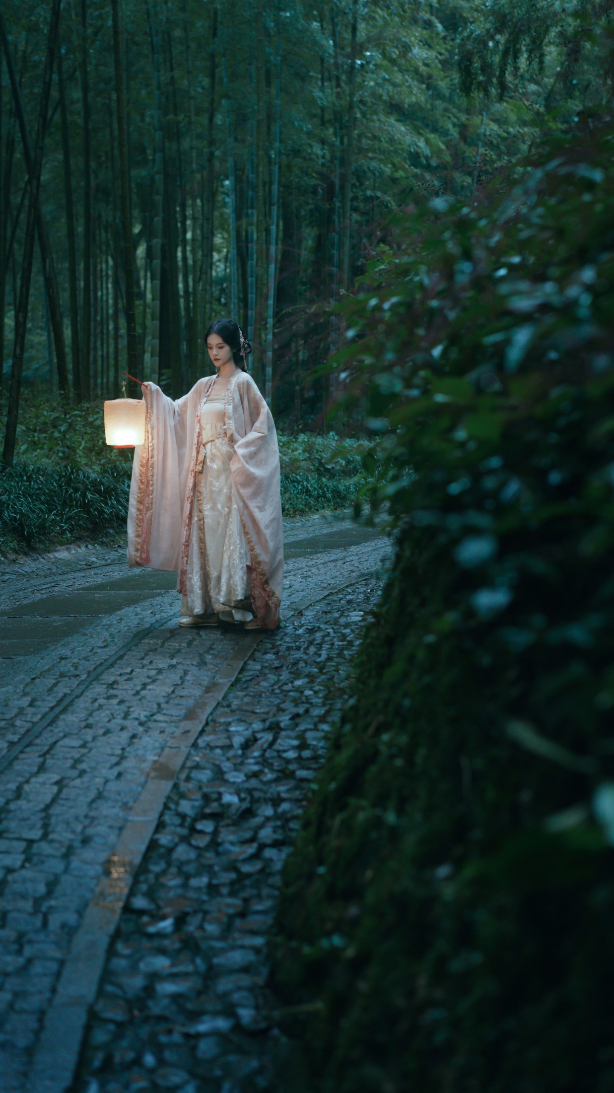 图片[3]-邹雨桐 – 《曲径探幽》[25P]-COS写真在线网