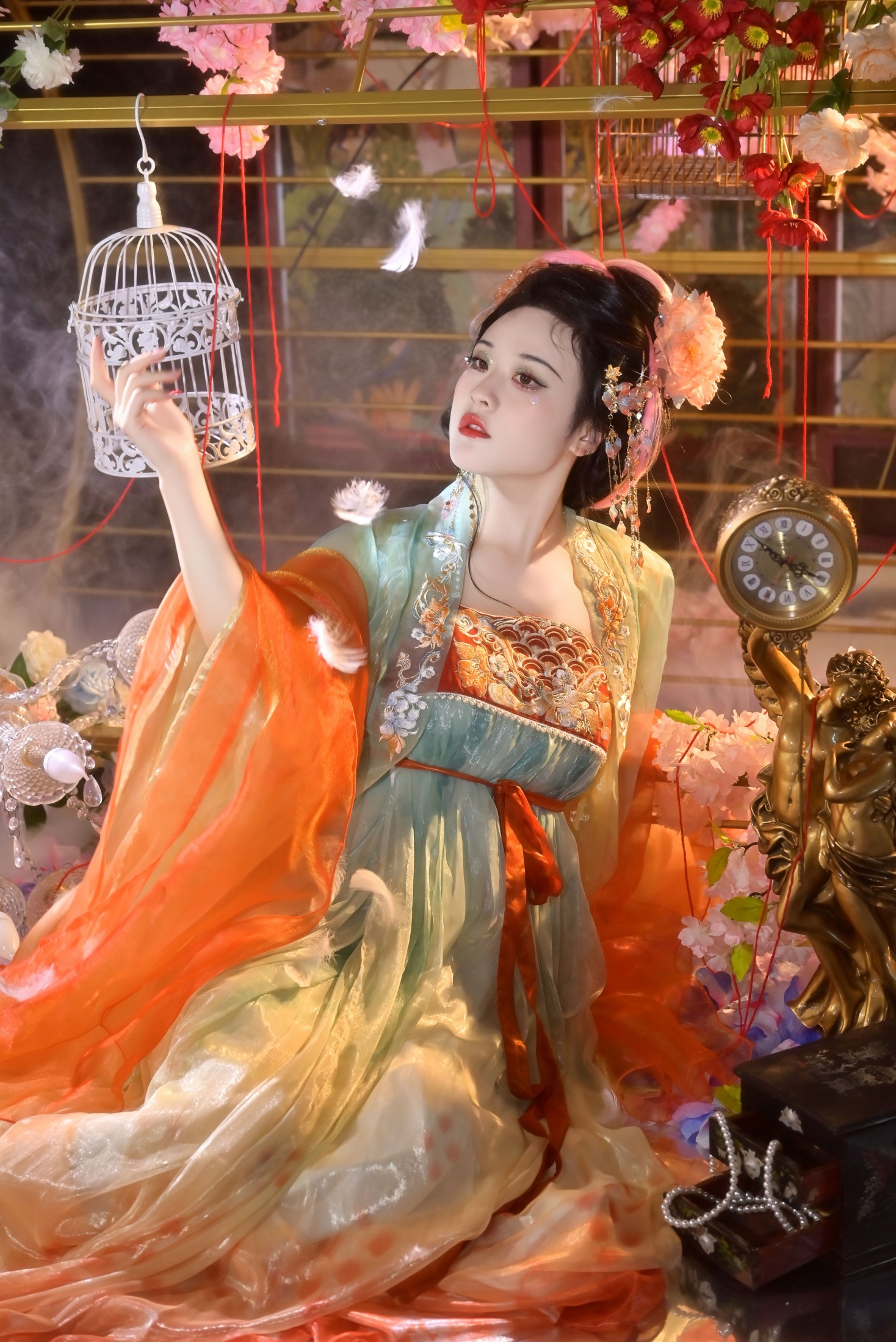 图片[3]-神赐杏杏 – 《笼中锦鲤》[22P]-COS写真在线网
