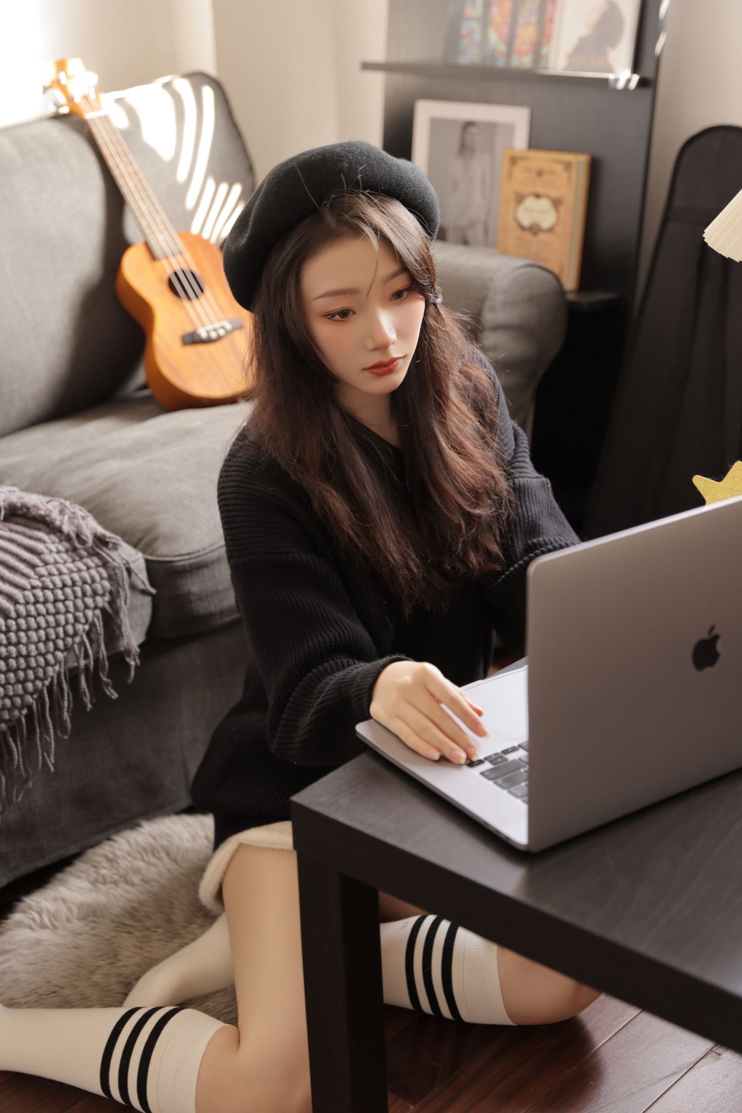 图片[4]-一吱小轩 – 《秋日》[25P]-COS写真在线网