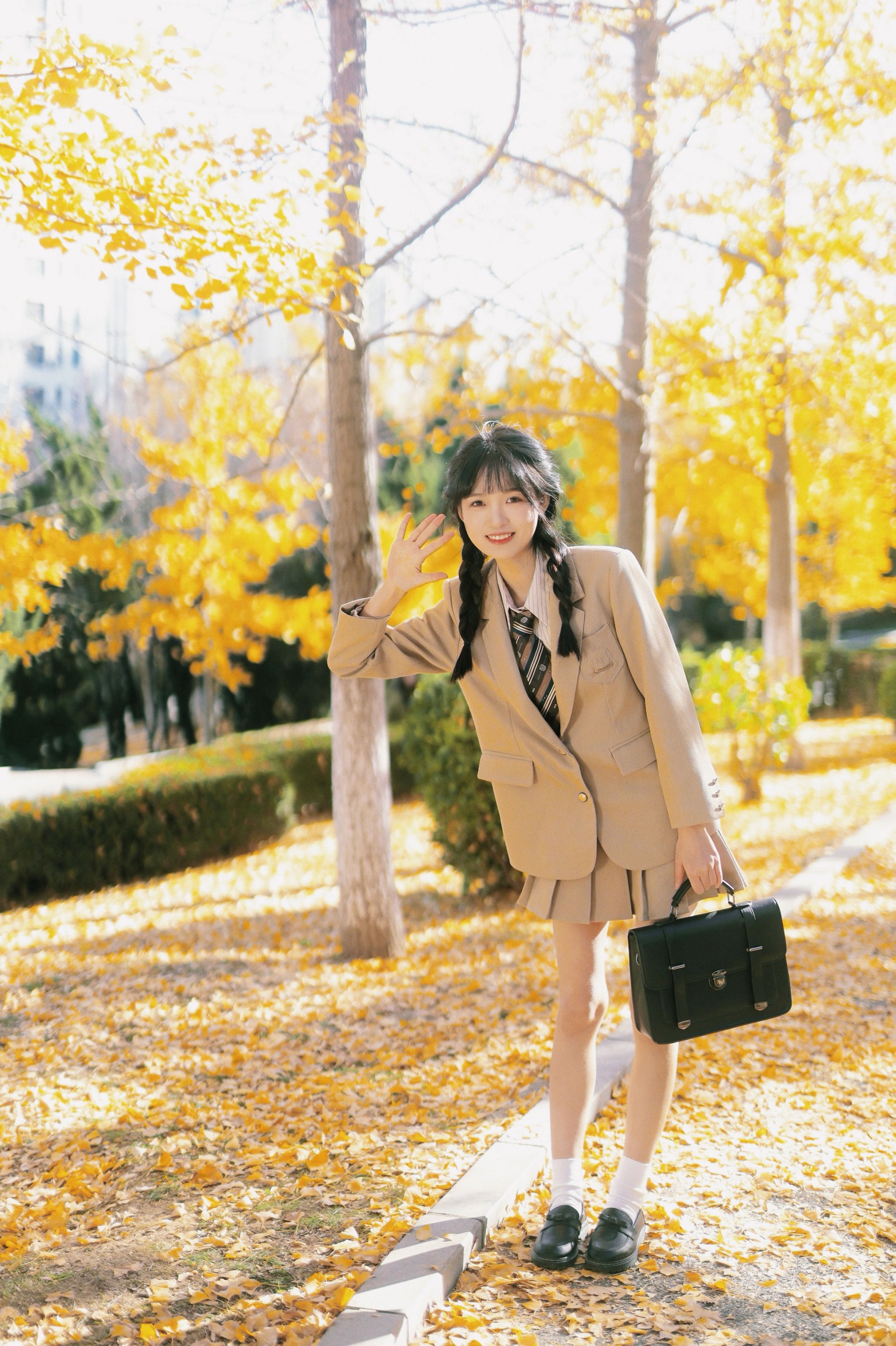 图片[3]-忍海部 – 《秋是银杏的颜色》[27P]-COS写真在线网