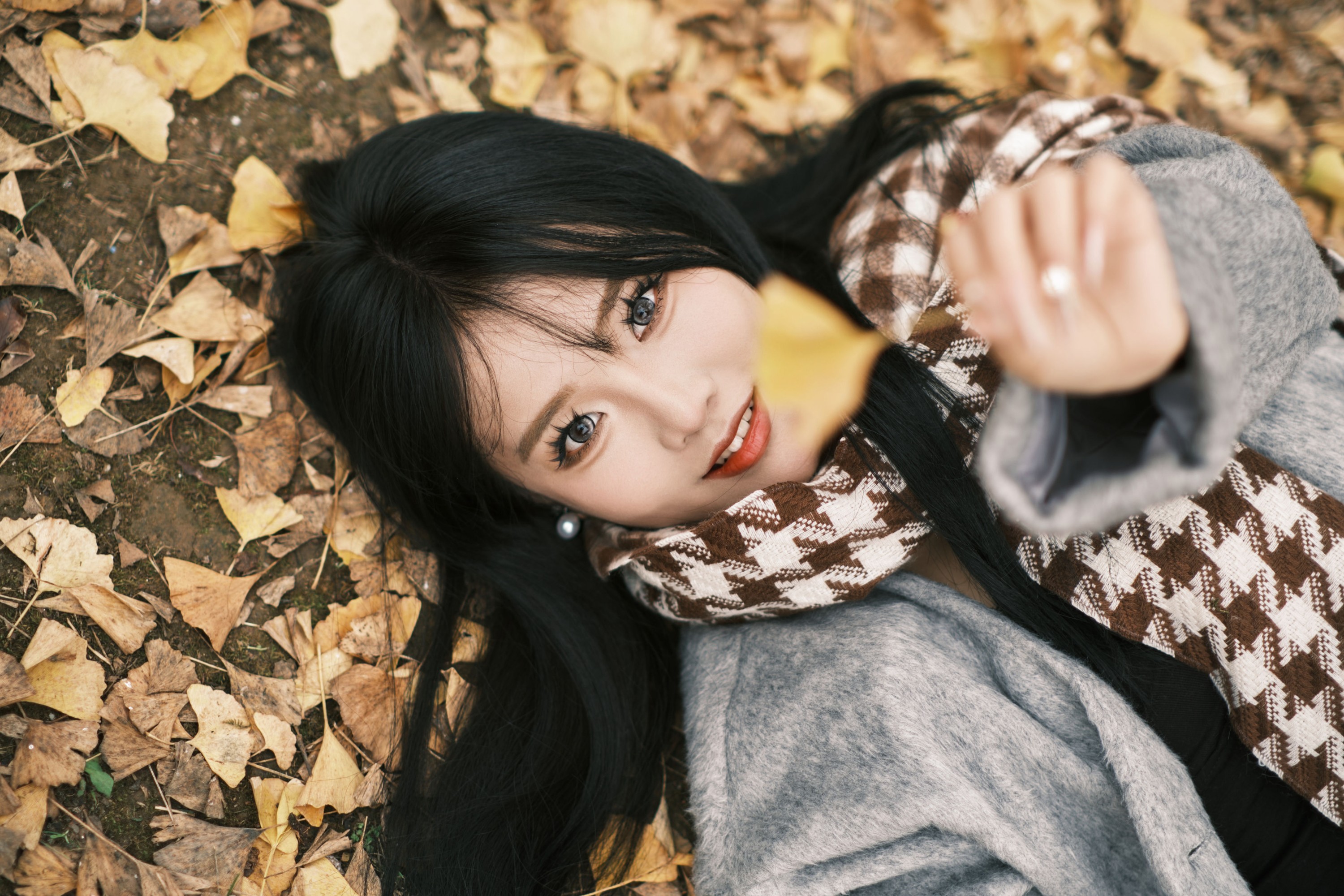 图片[6]-小猫 – 《银杏人像》[25P]-COS写真在线网