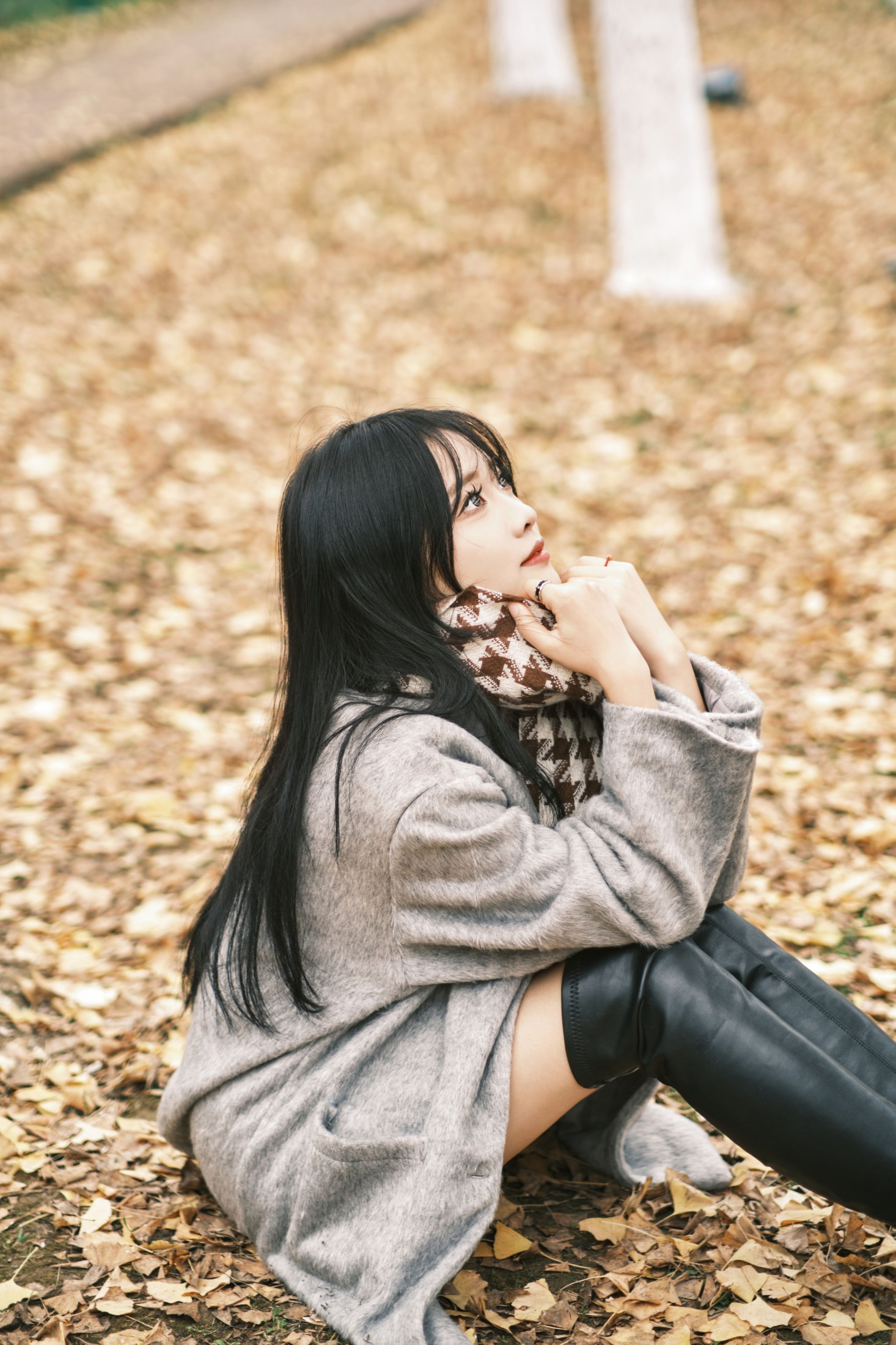图片[5]-小猫 – 《银杏人像》[25P]-COS写真在线网