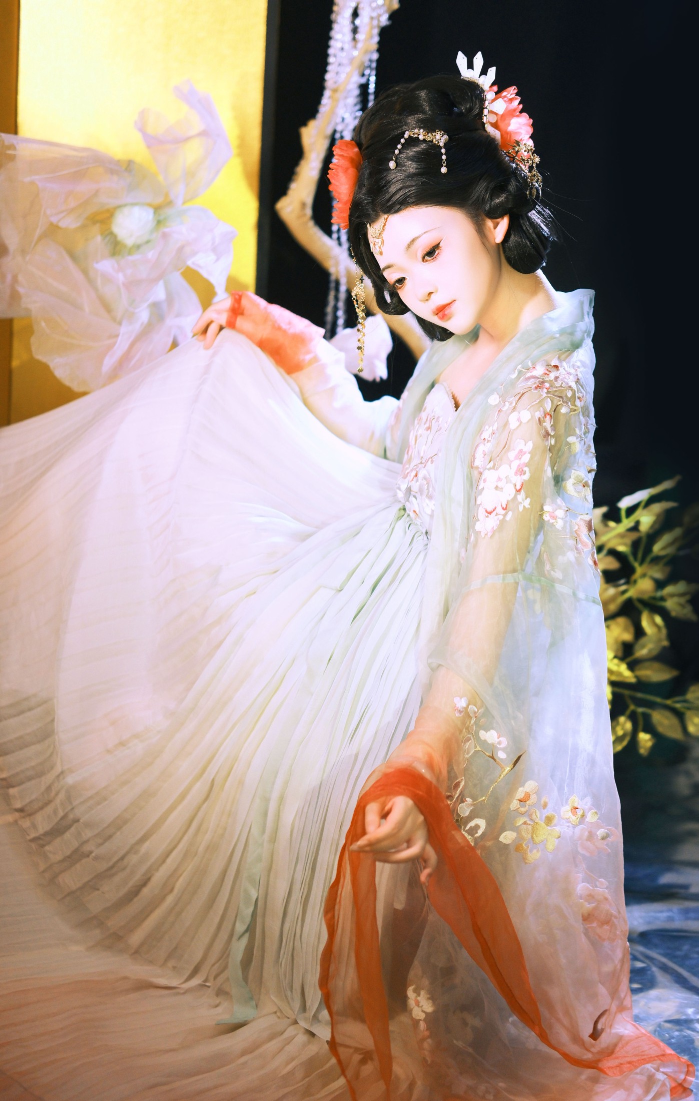 图片[3]-公孙玲依 – 《迷金贵妃》[23P]-COS写真在线网