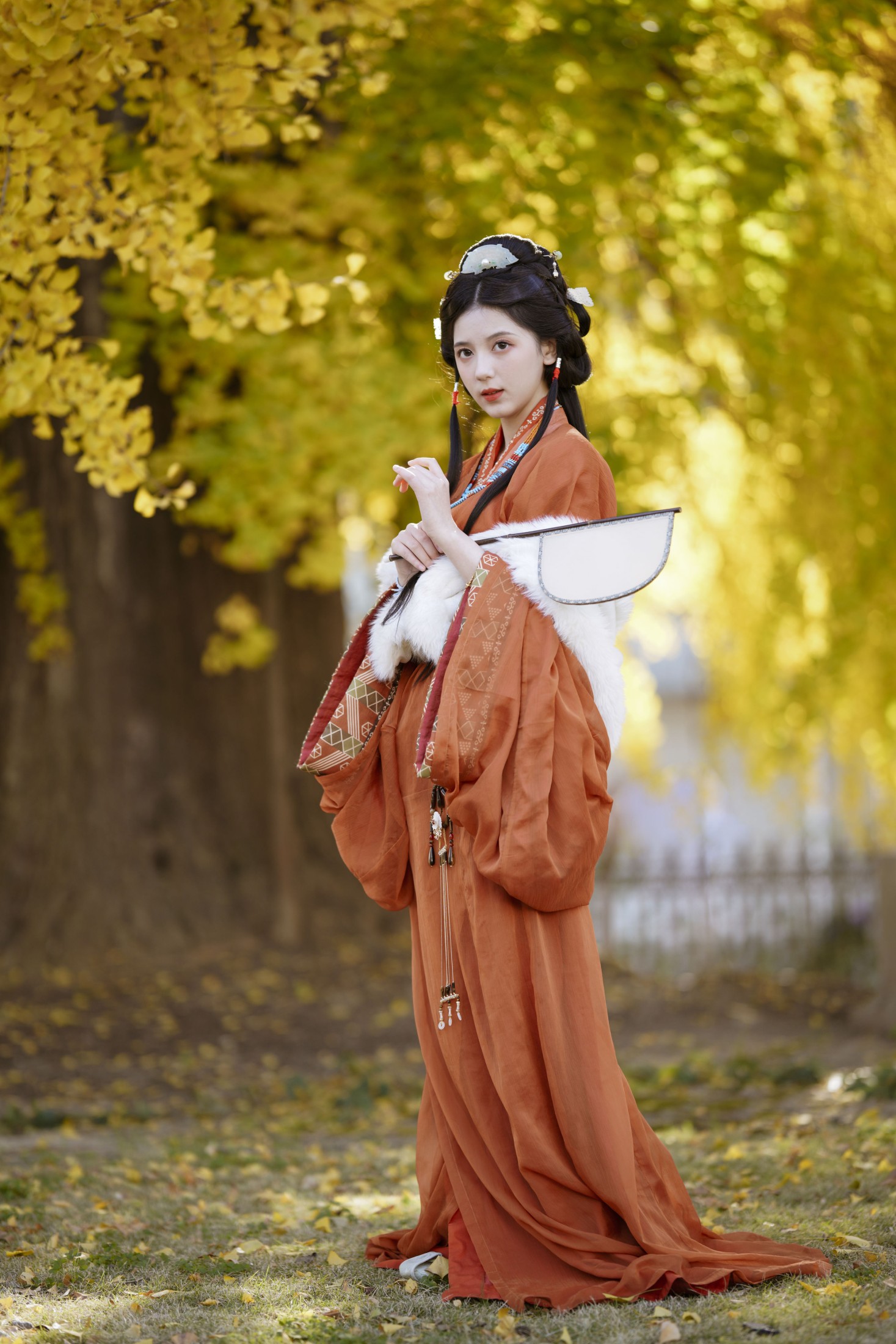 图片[5]-Enyyyn – 《深秋杏情》[31P]-COS写真在线网