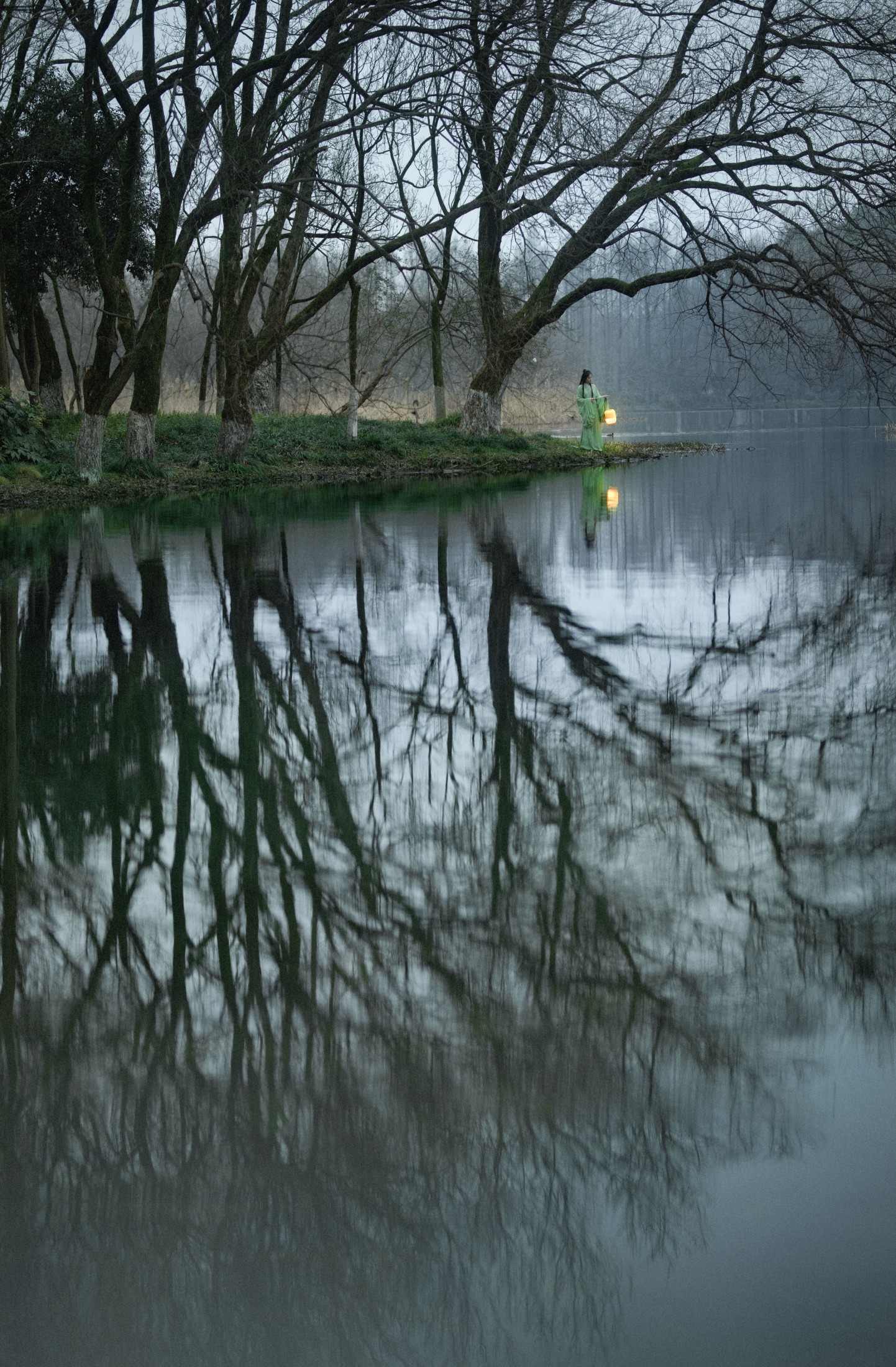 图片[5]-方莛玉 – 《折枝》[22P]-COS写真在线网