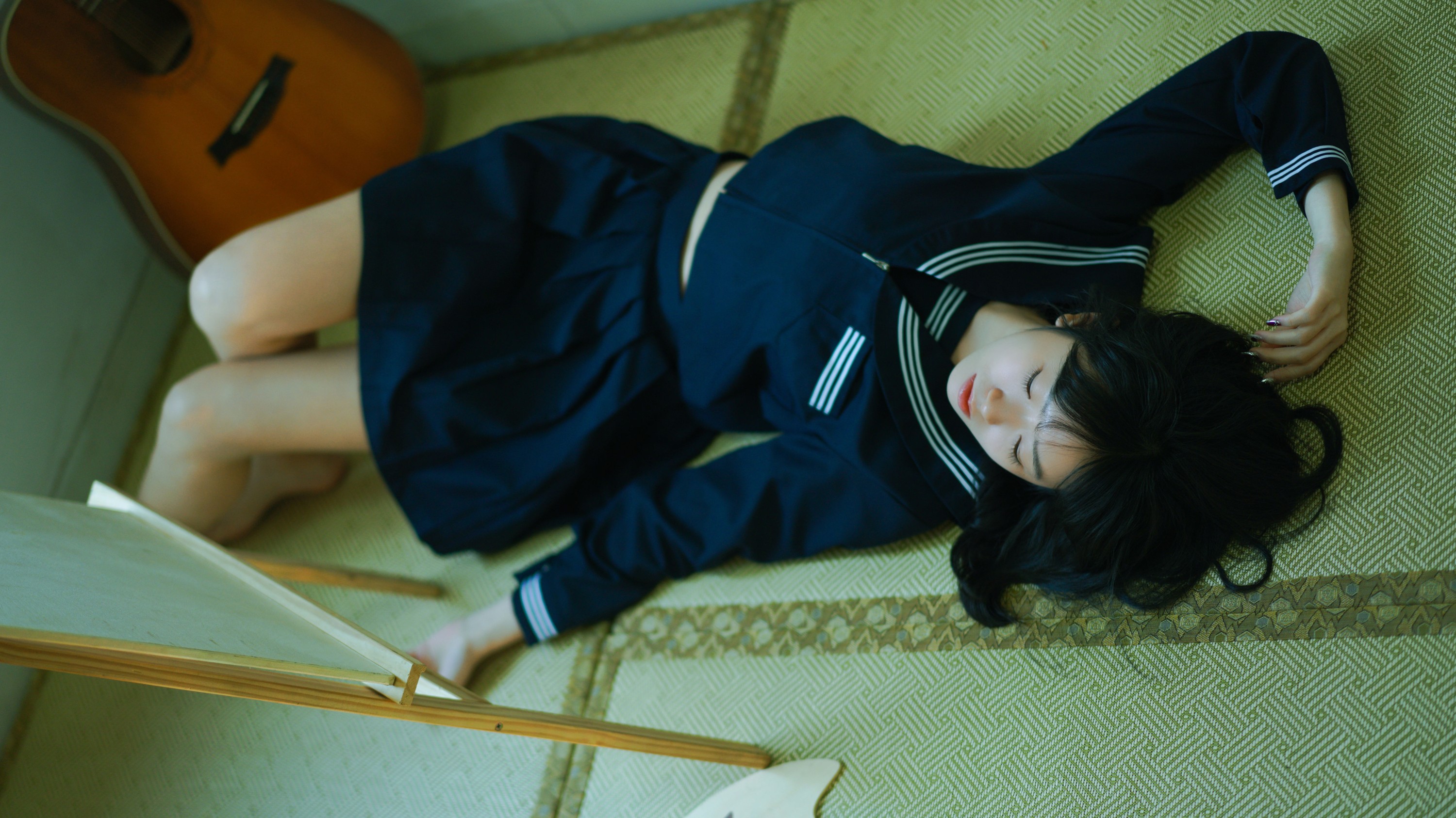 图片[6]-喝粥系E16 – 《休闲时光》[26P]-COS写真在线网