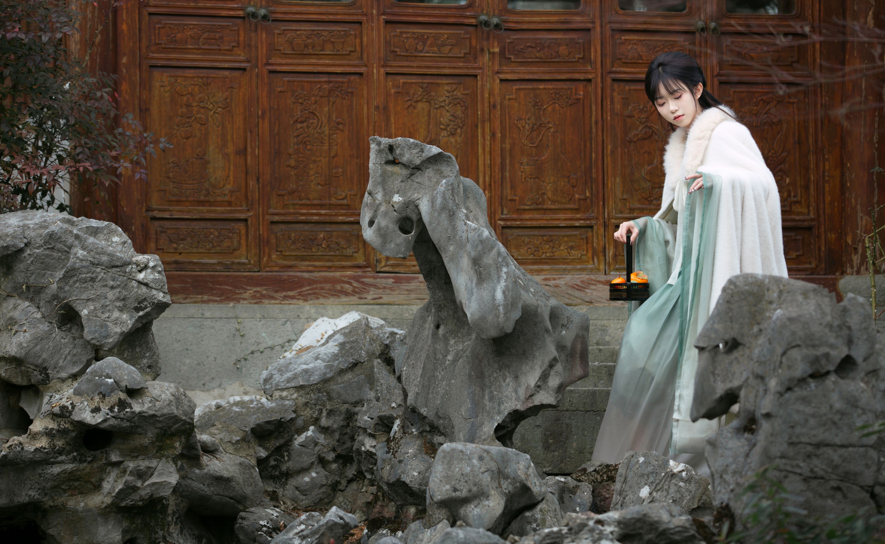 图片[5]-喝粥系E16 – 《冬日暖阳》[22P]-COS写真在线网