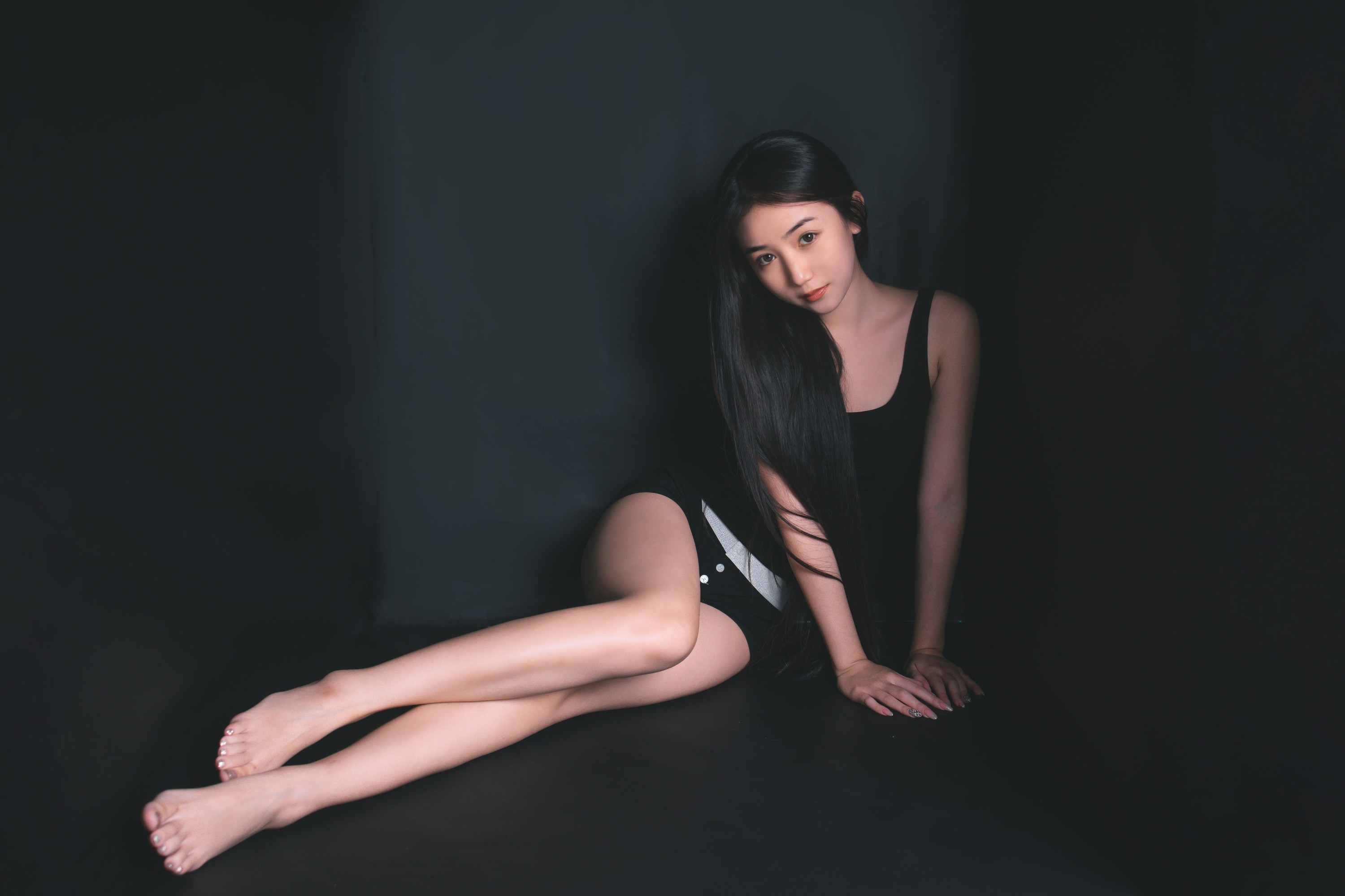 图片[3]-四月羊大冒险 – 《黑》[20P]-COS写真在线网