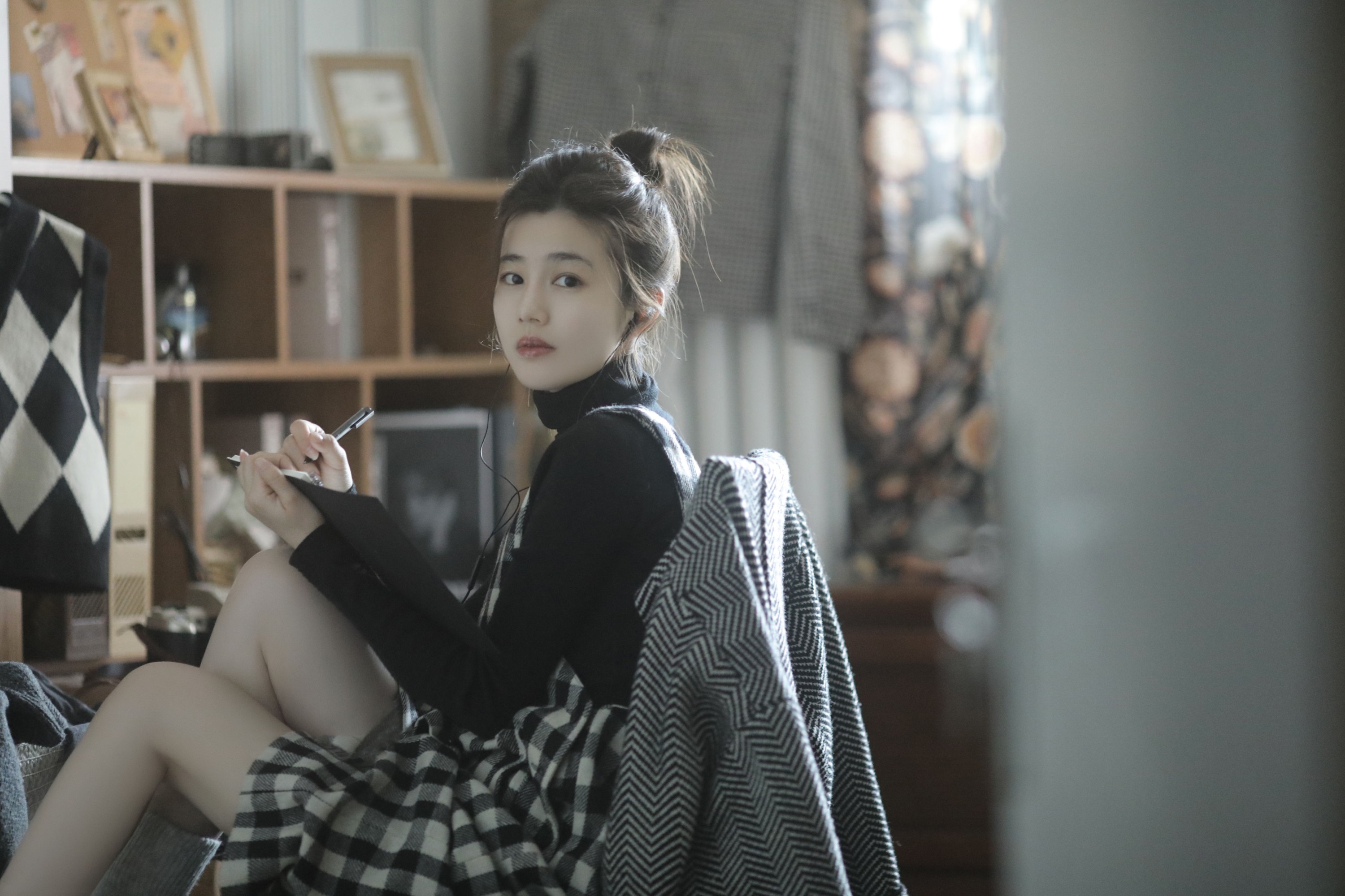图片[6]-凡凡 – 《黑色日记本》[29P]-COS写真在线网