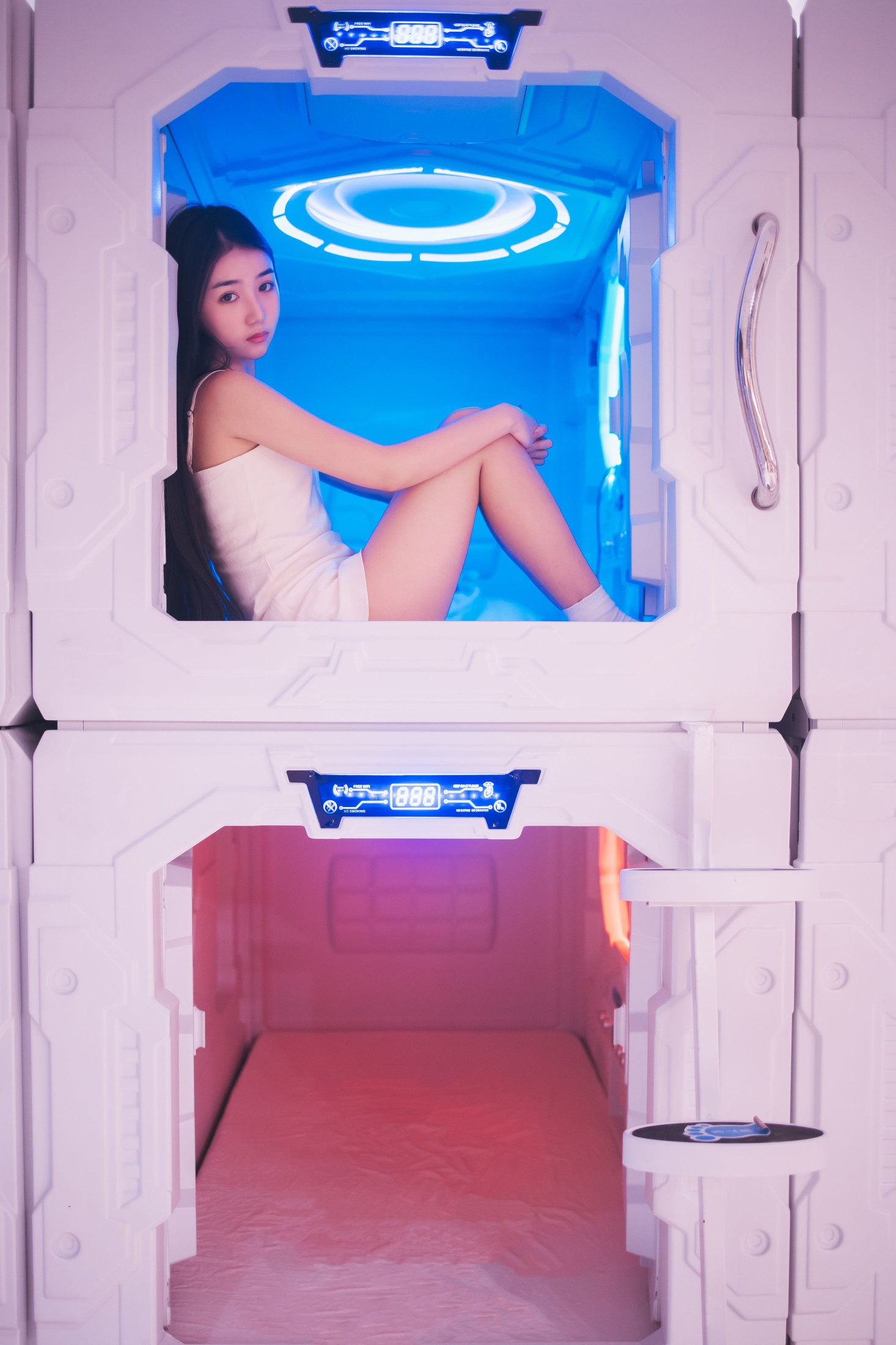 图片[3]-四月羊大冒险 – 《太空舱》[27P]-COS写真在线网