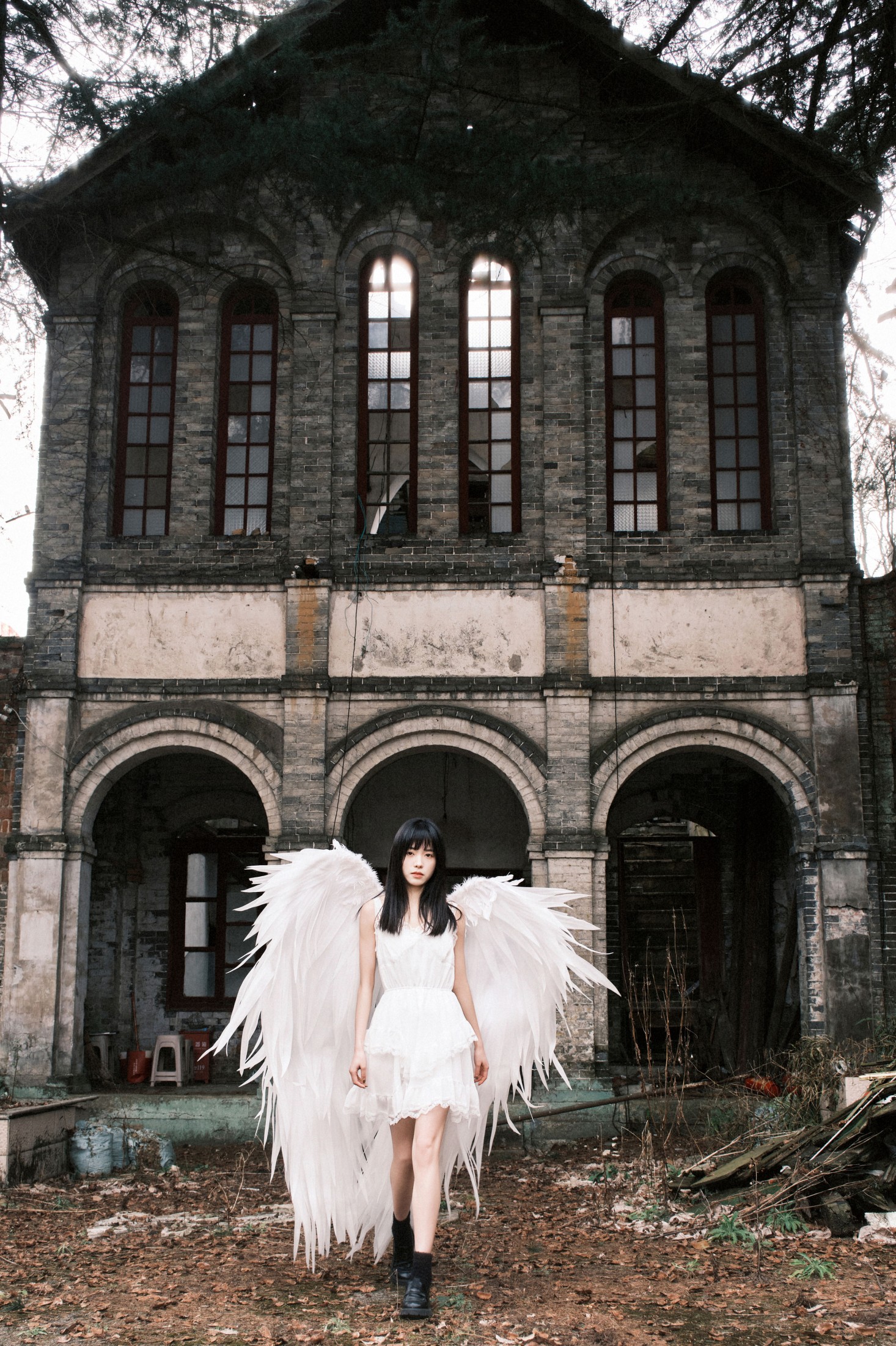 图片[6]-小松麻奈 – 《废墟天使》[38P]-COS写真在线网