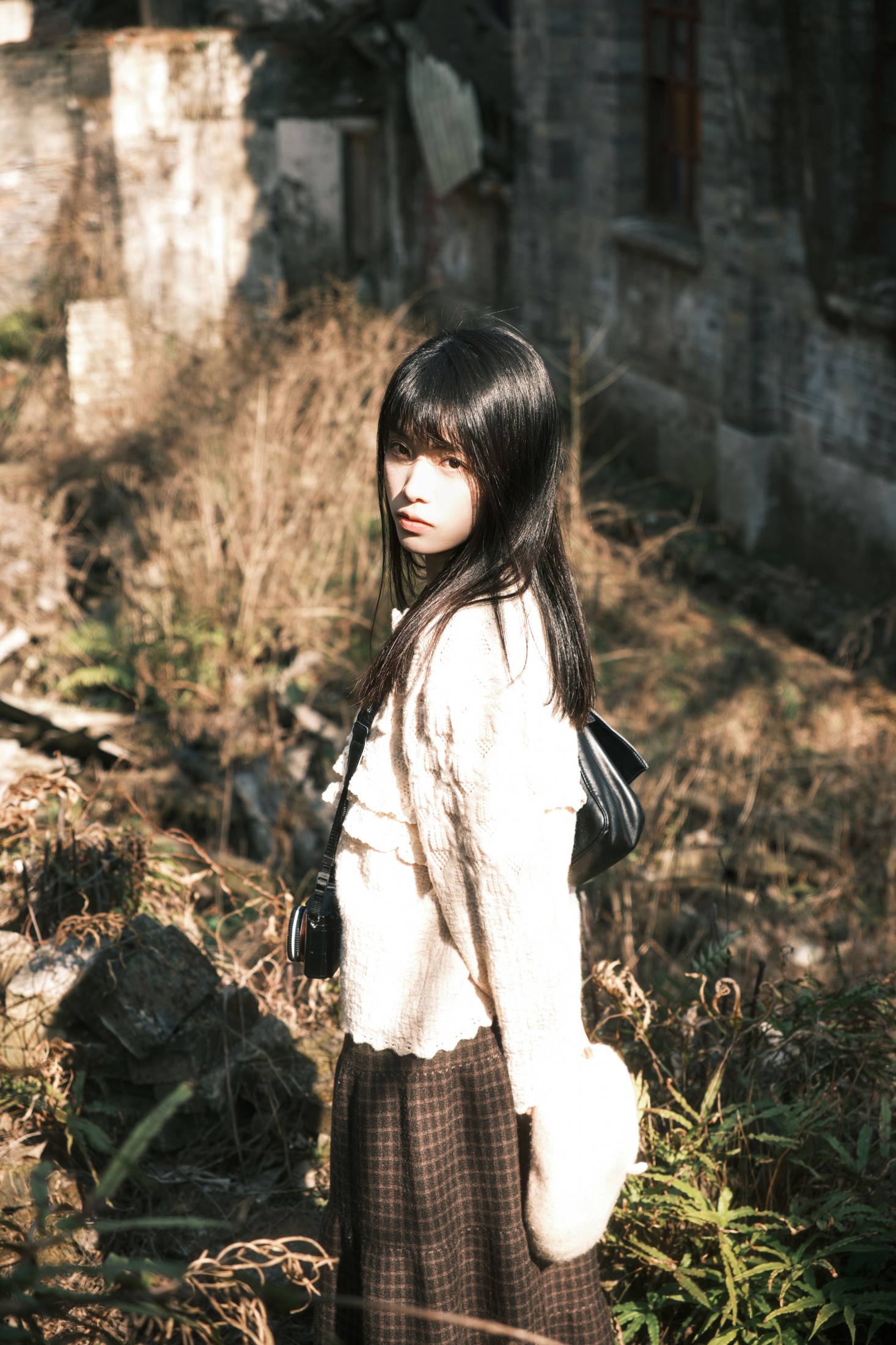 图片[6]-小松麻奈 – 《残垣断壁》[24P]-COS写真在线网