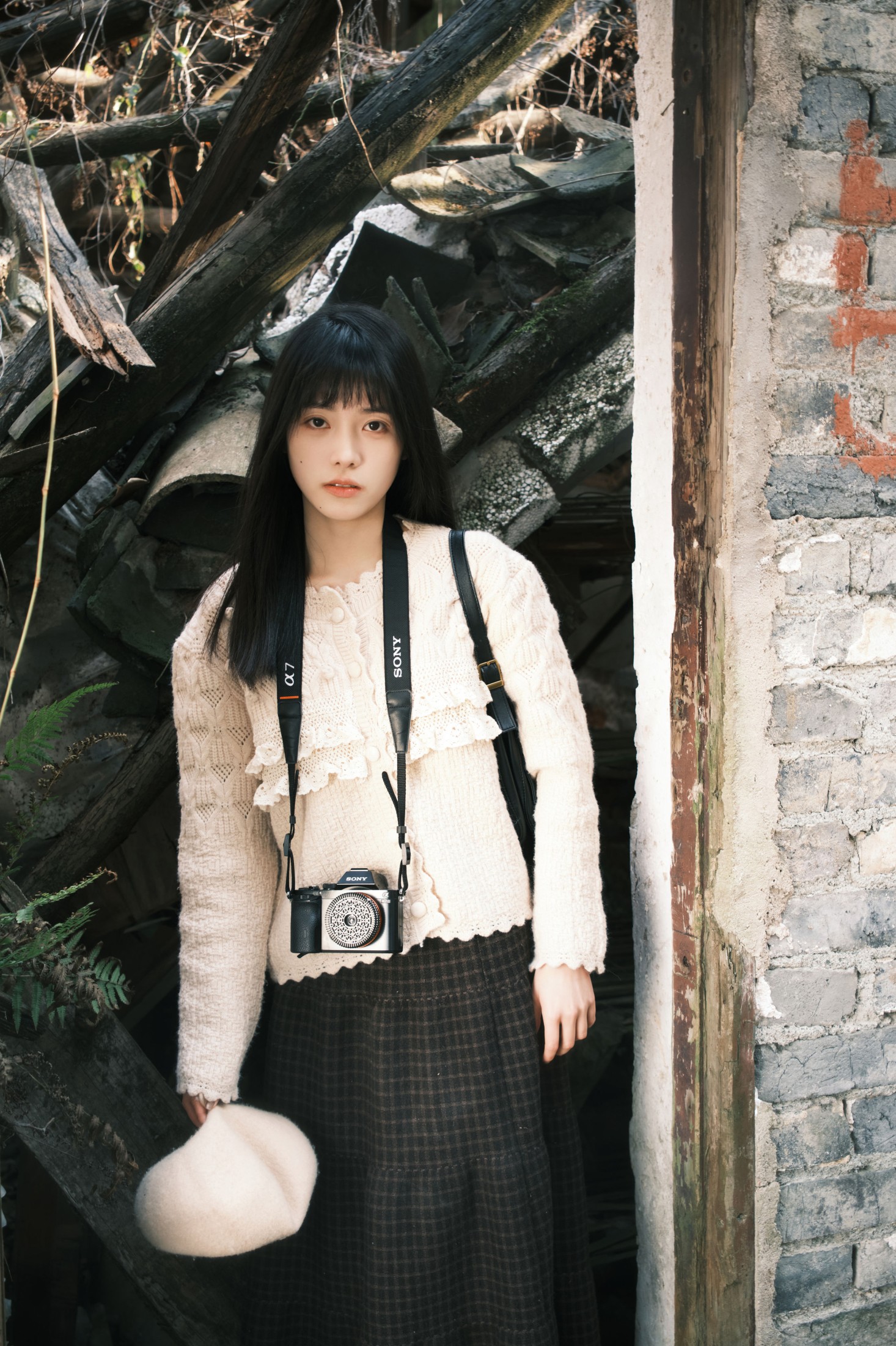 图片[3]-小松麻奈 – 《残垣断壁》[24P]-COS写真在线网