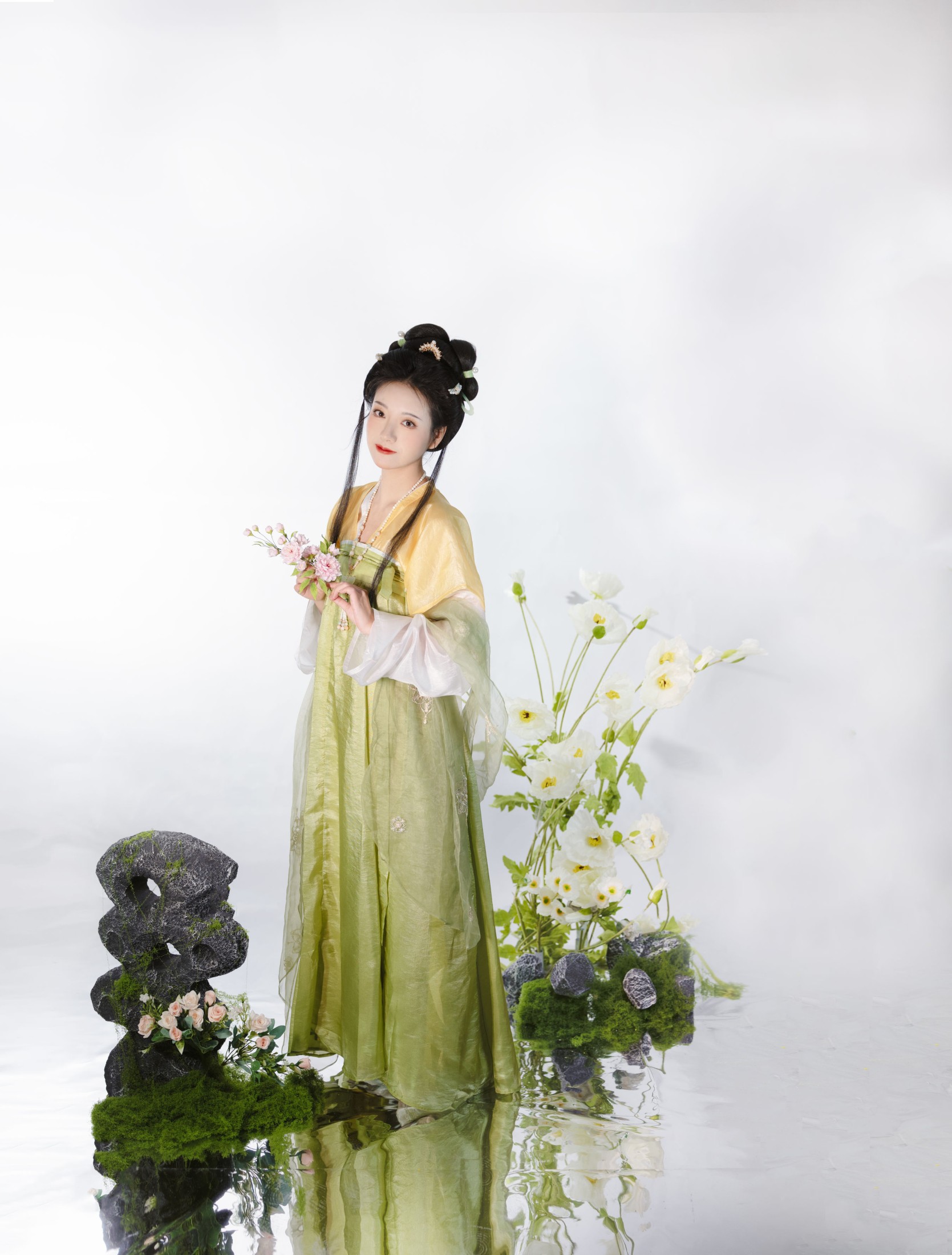 图片[3]-方辞颜 – 《春见》[21P]-COS写真在线网