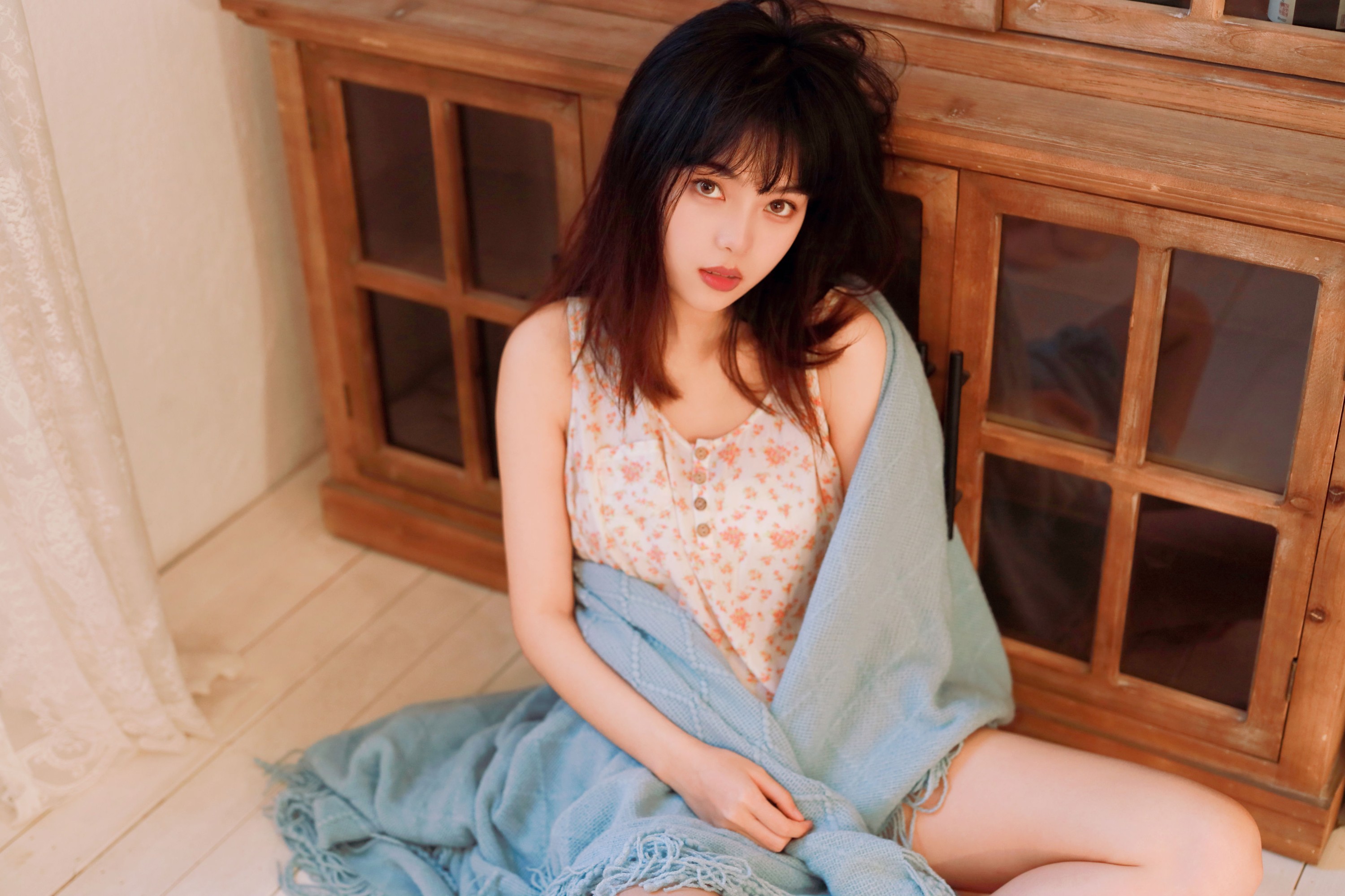图片[3]-小薇人儿 – 《慵懒的房间》[36P]-COS写真在线网