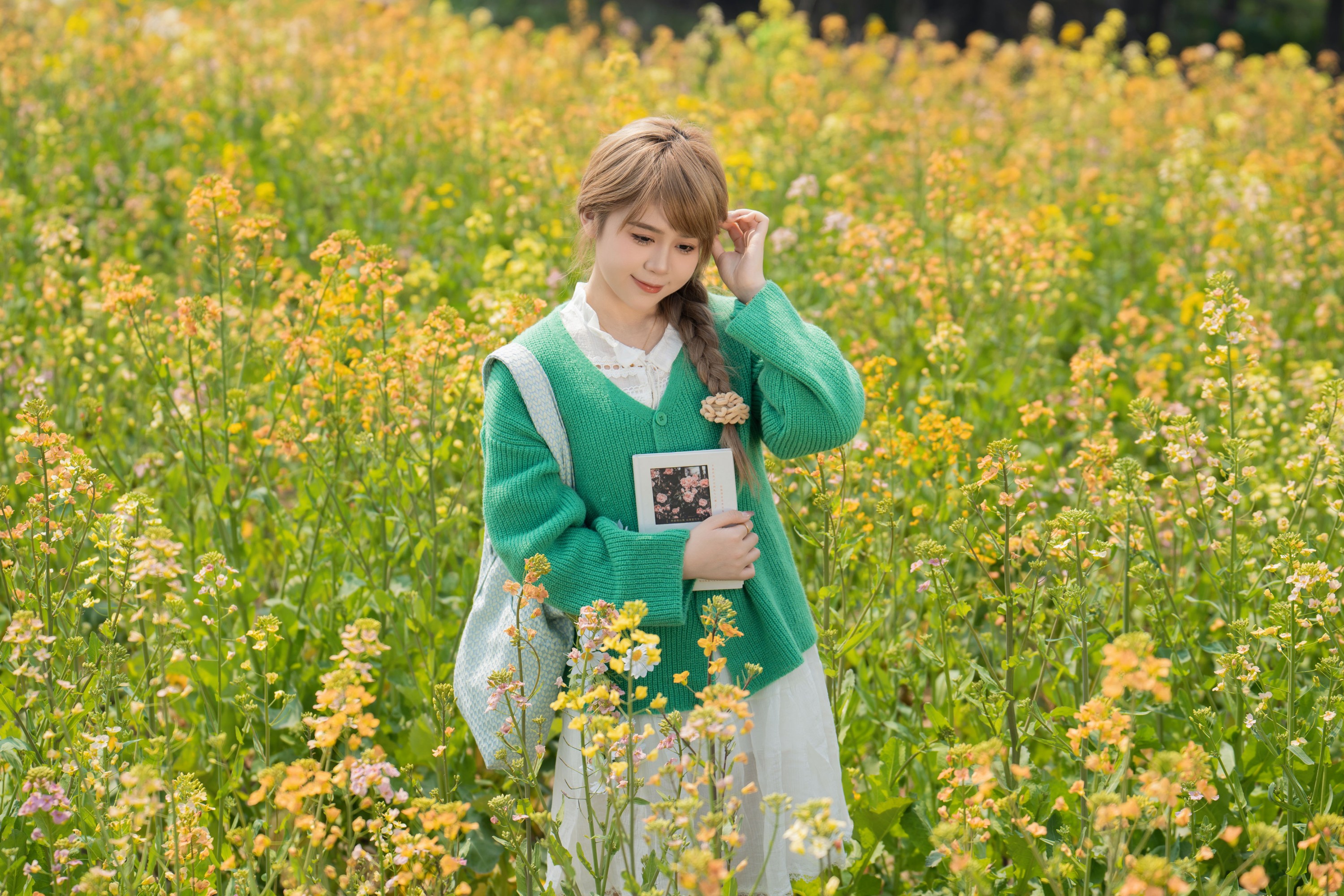 图片[3]-泡芙小方 – 《油菜花的春天》[26P]-COS写真在线网