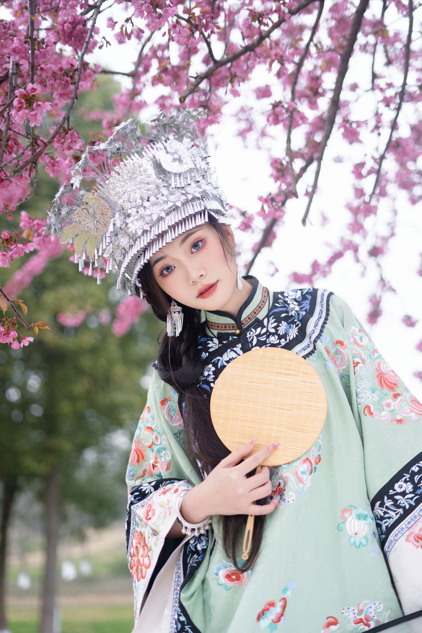 图片[3]-言子是咚咚呀 – 《樱花树下》[24P]-COS写真在线网