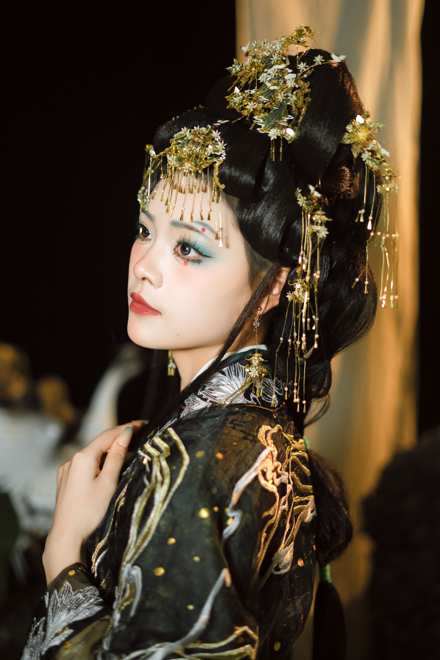 图片[5]-小兮呀 – 《云中烟树》[22P]-COS写真在线网