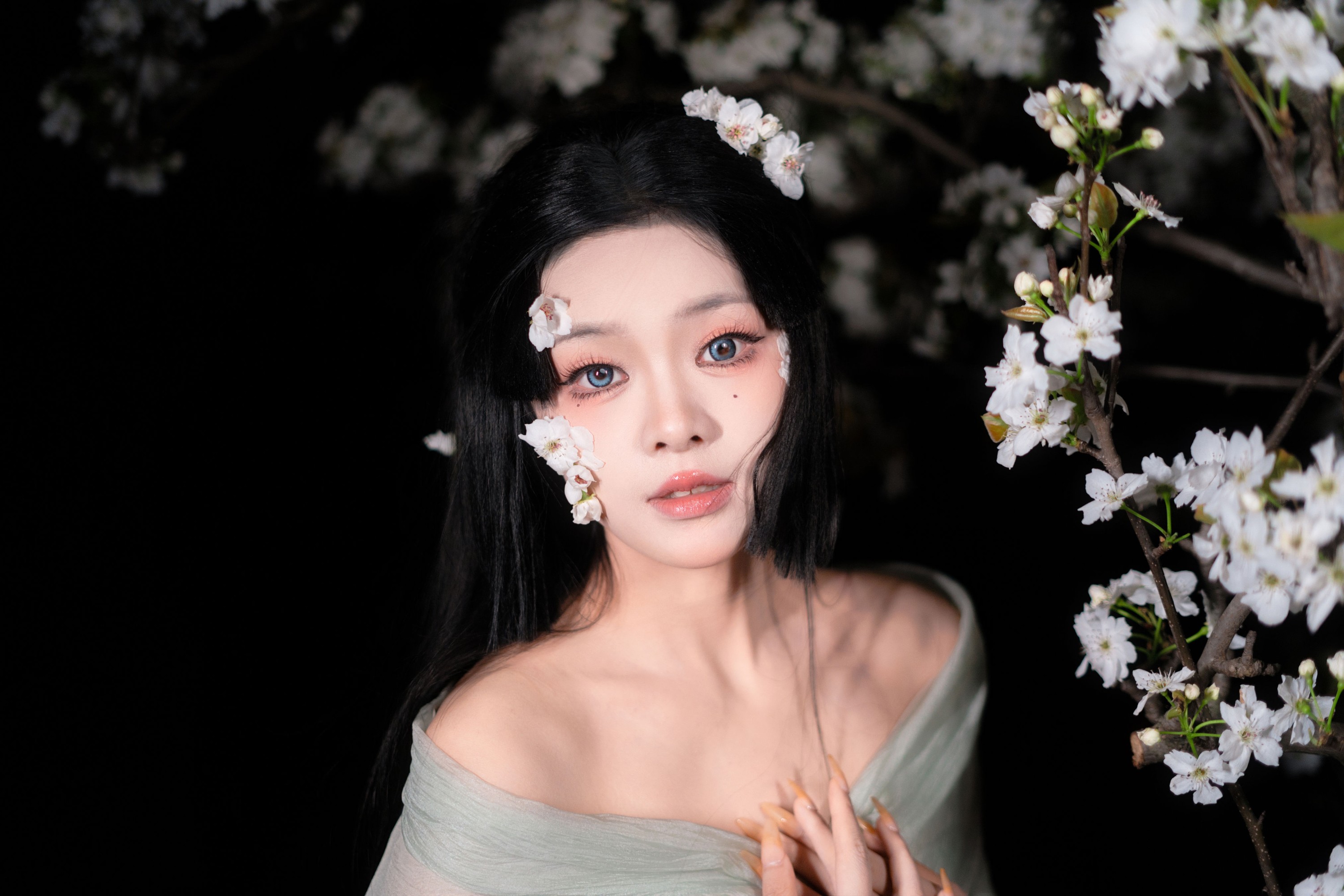 图片[4]-小兮呀 – 《杏花微雨》[26P]-COS写真在线网