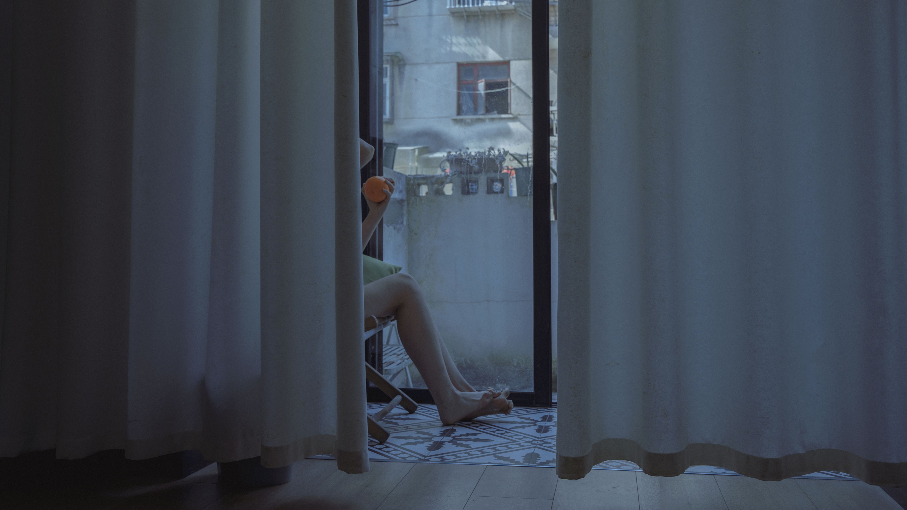 图片[3]-摇摇椅 – 《橘》[27P]-COS写真在线网