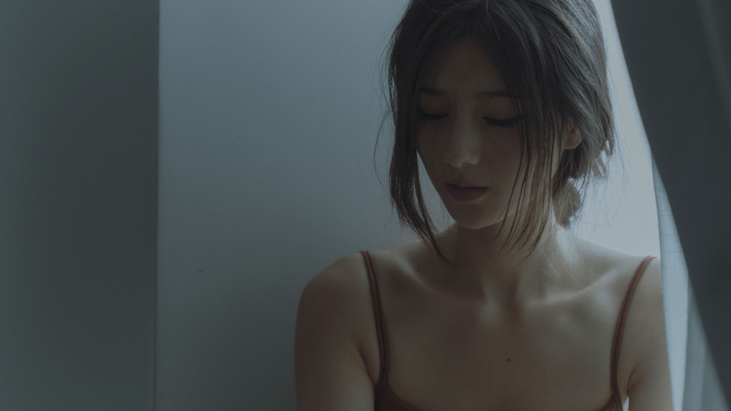 图片[4]-姜姜 – 《属于你的光》[26P]-COS写真在线网